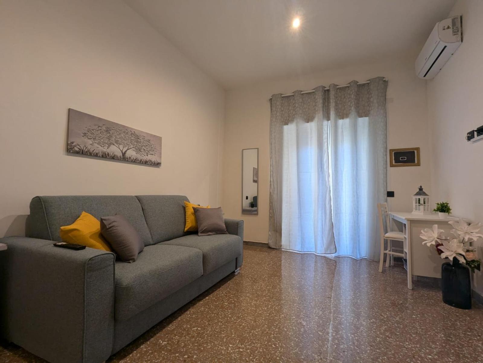 Romane Apartamento