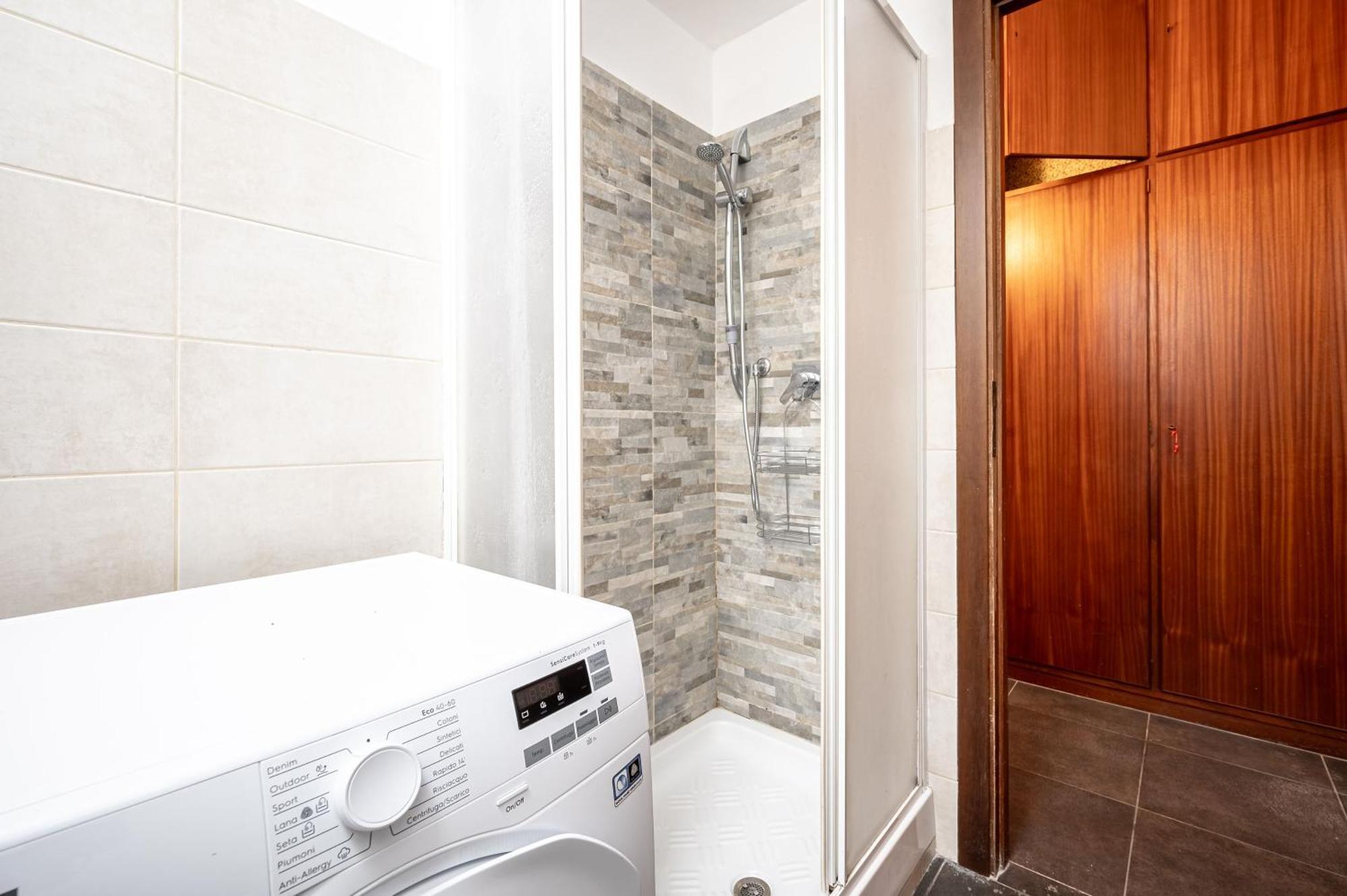 Dream Modern In Air Conditioning Wifi Near The Metro A Appartamento *