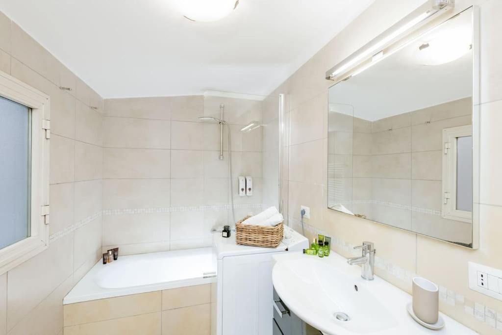 Appartamento Big Flat In The Heart Of Trastevere 4 Bedrooms 3 Bath *