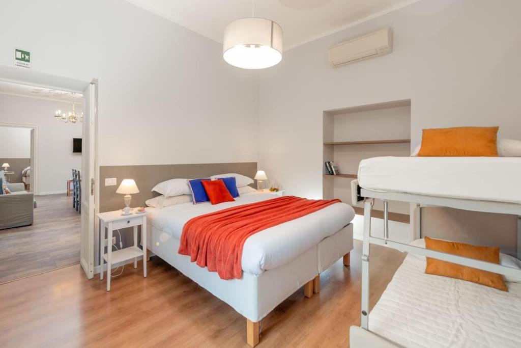 Big Flat In The Heart Of Trastevere 4 Bedrooms 3 Bath Appartamento