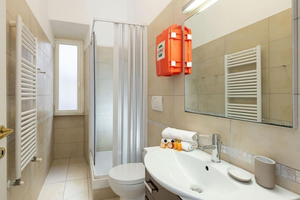 Big Flat In The Heart Of Trastevere 4 Bedrooms 3 Bath *