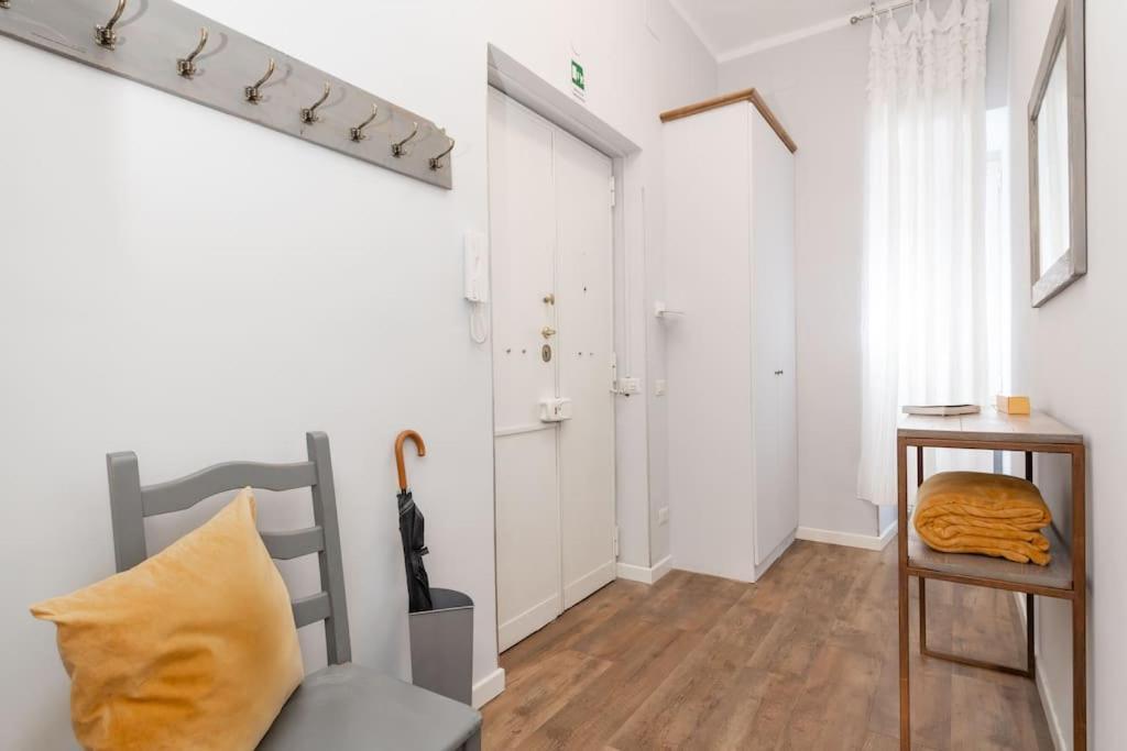 Big Flat In The Heart Of Trastevere 4 Bedrooms 3 Bath * Roma