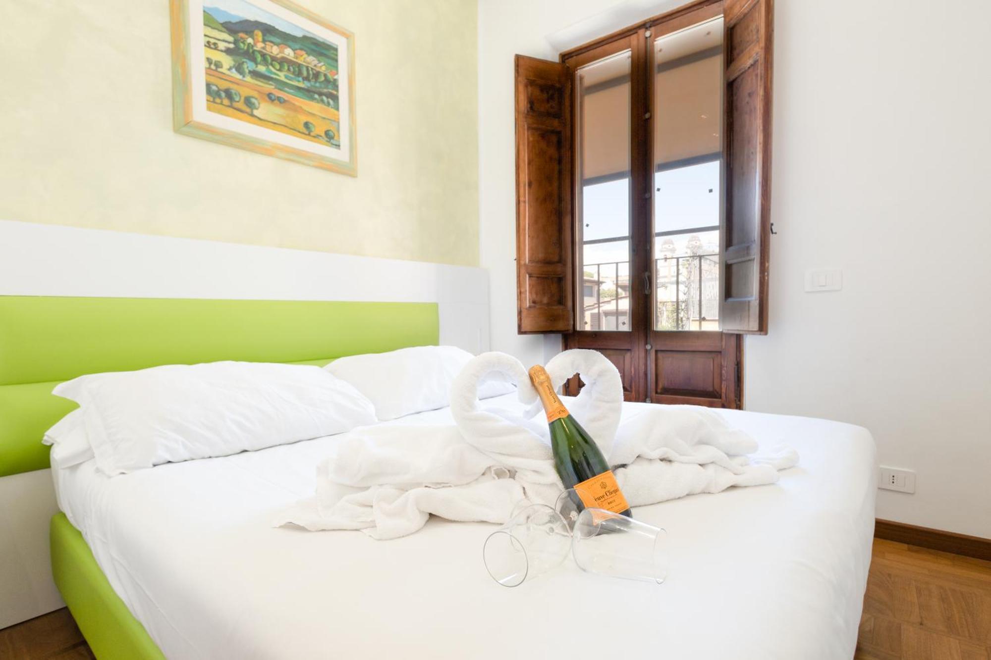 Romerooms Condotti Guest house *