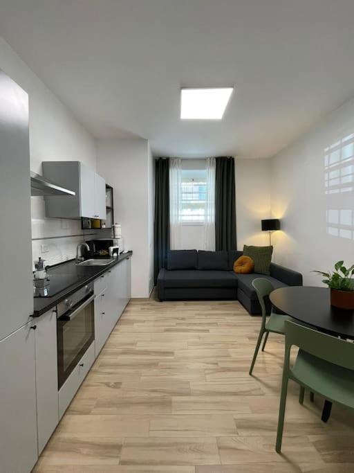 Nuovo San Giovanni! Apartamento *