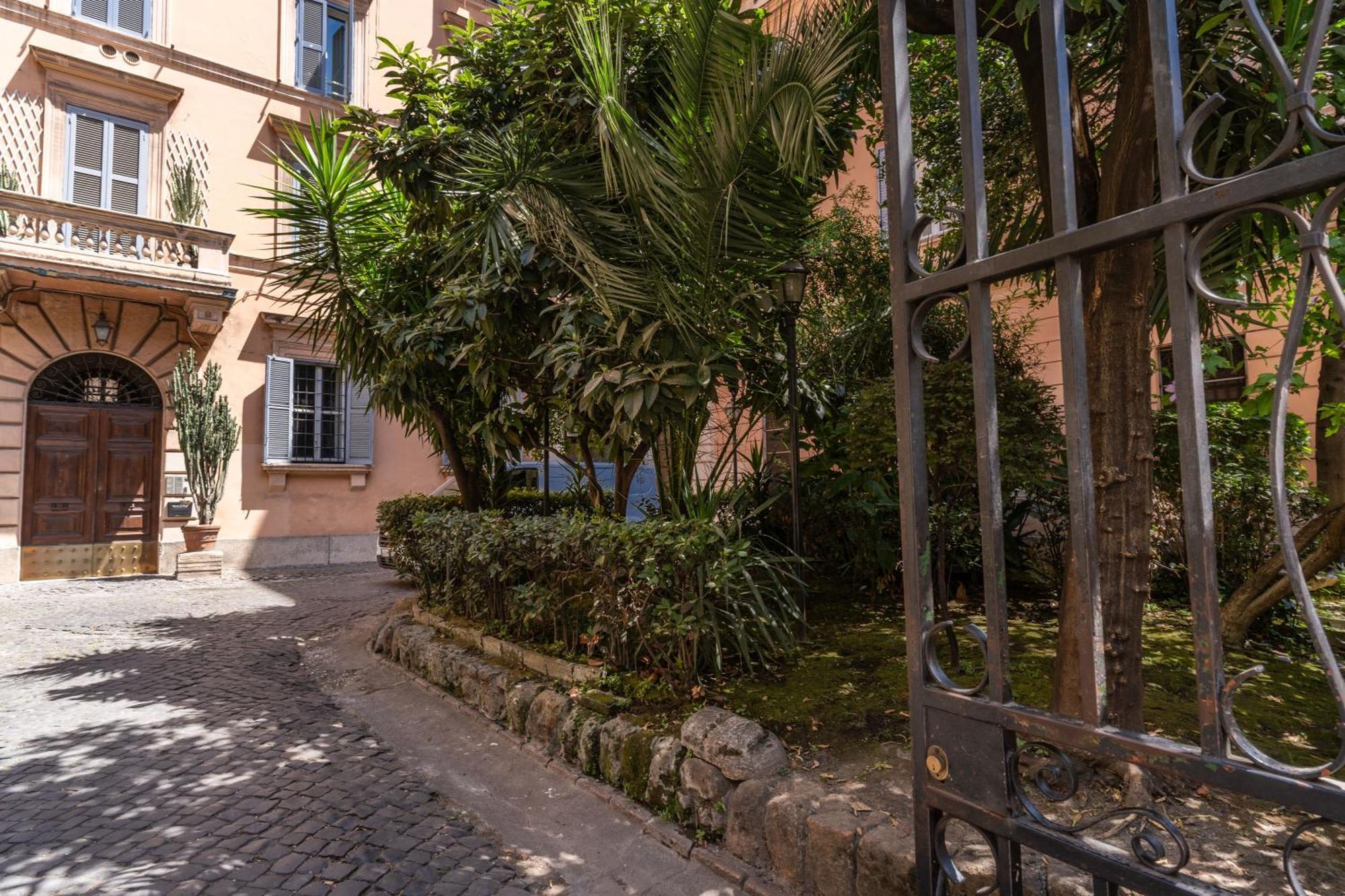 Apartment Napolehome Luxury