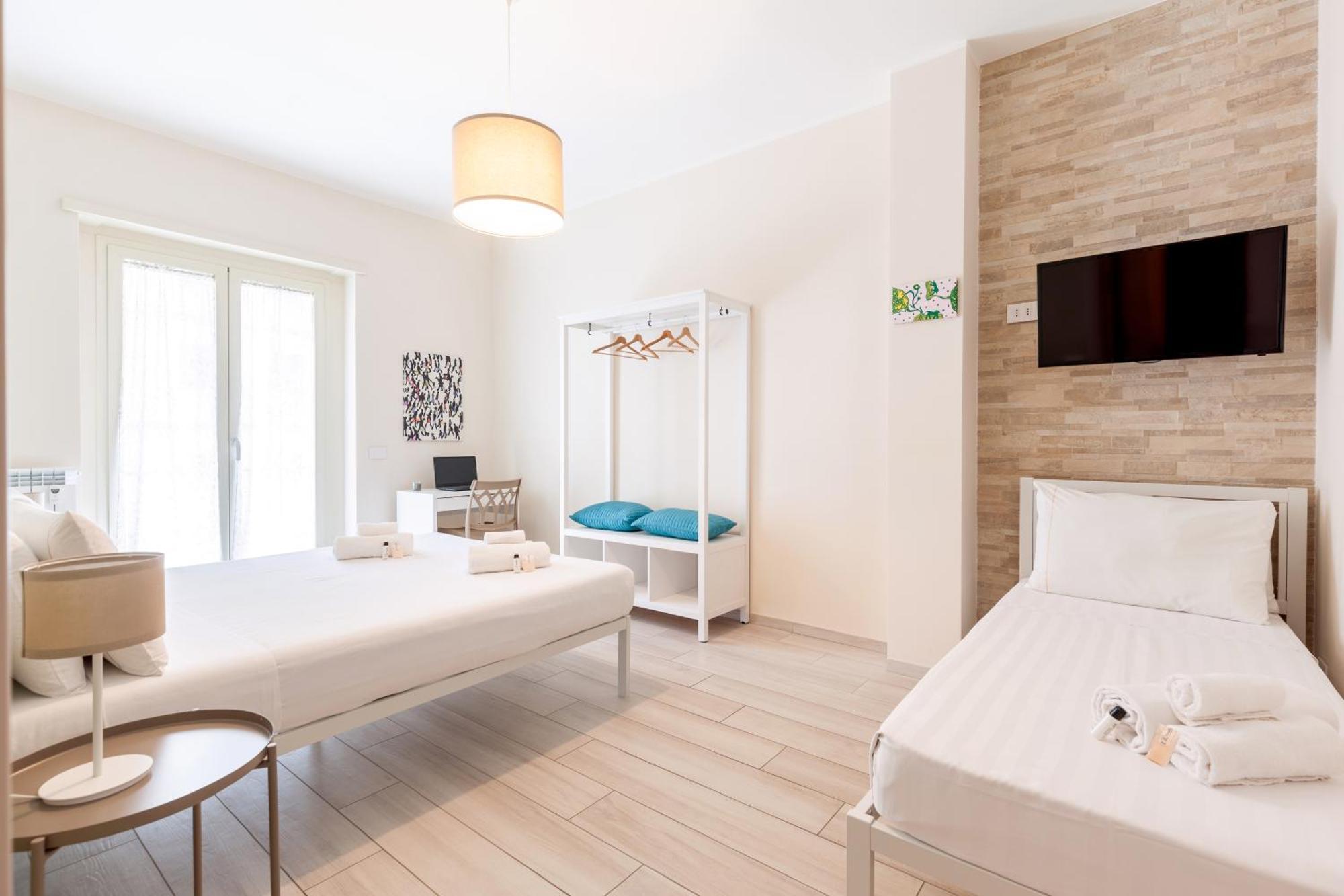 Apartamento Hostly- Don Bosco Light Roma