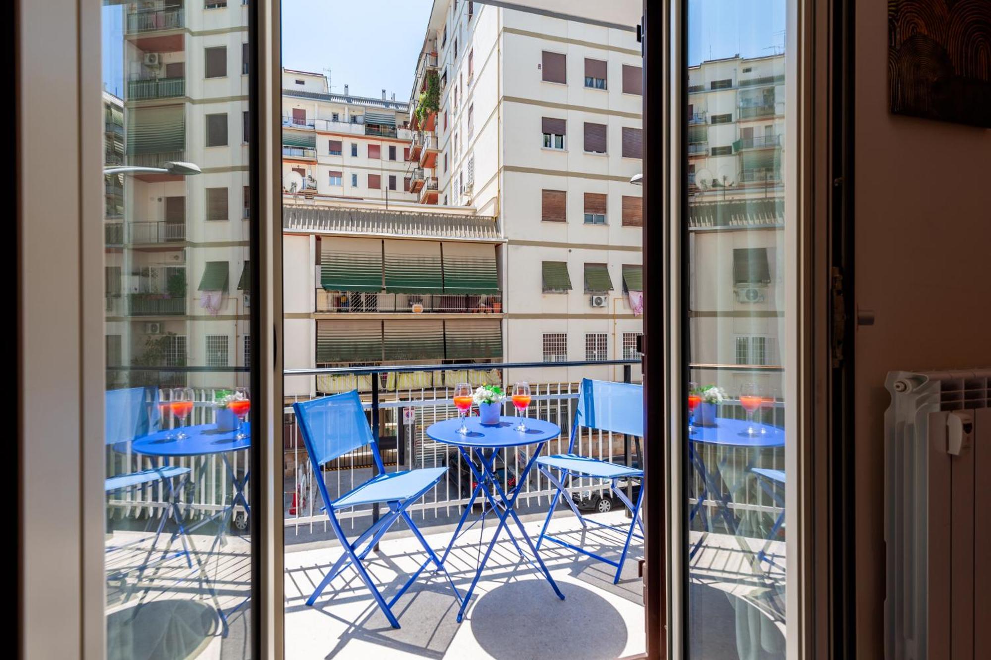 Hostly- Don Bosco Light Apartamento Roma