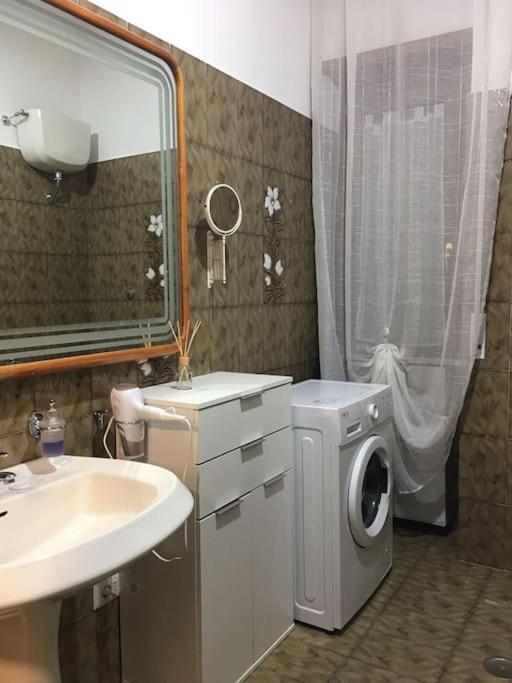 Appartamento Bell House - Near Metro Roma