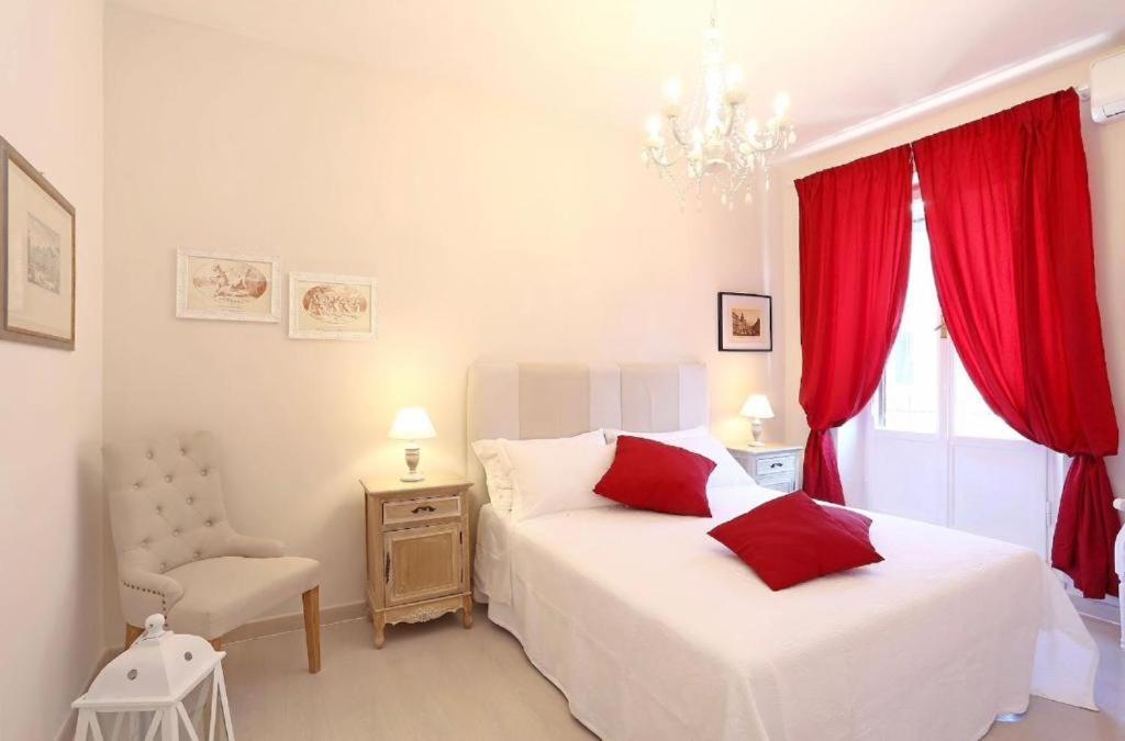 Bed and breakfast Dimora Frattina Roma
