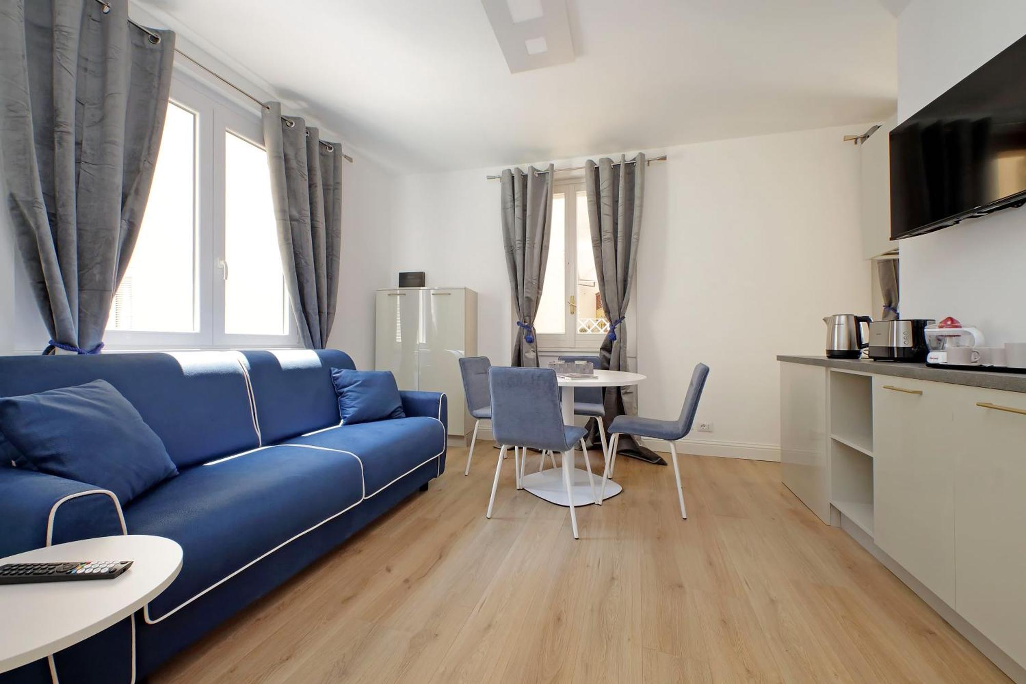 Mm Luxury Apartment Rom
