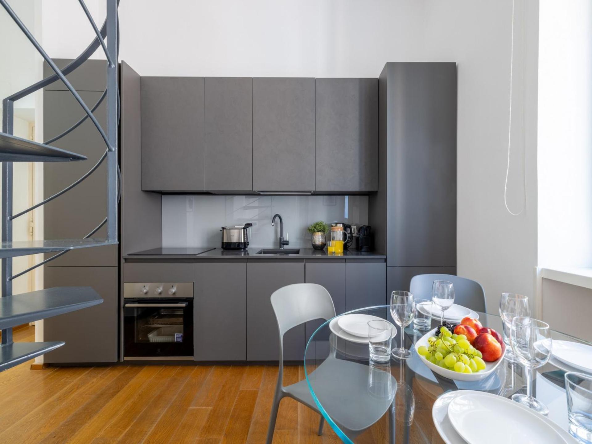 The Rent - One-bedroom Flat In Tritone Area Roma