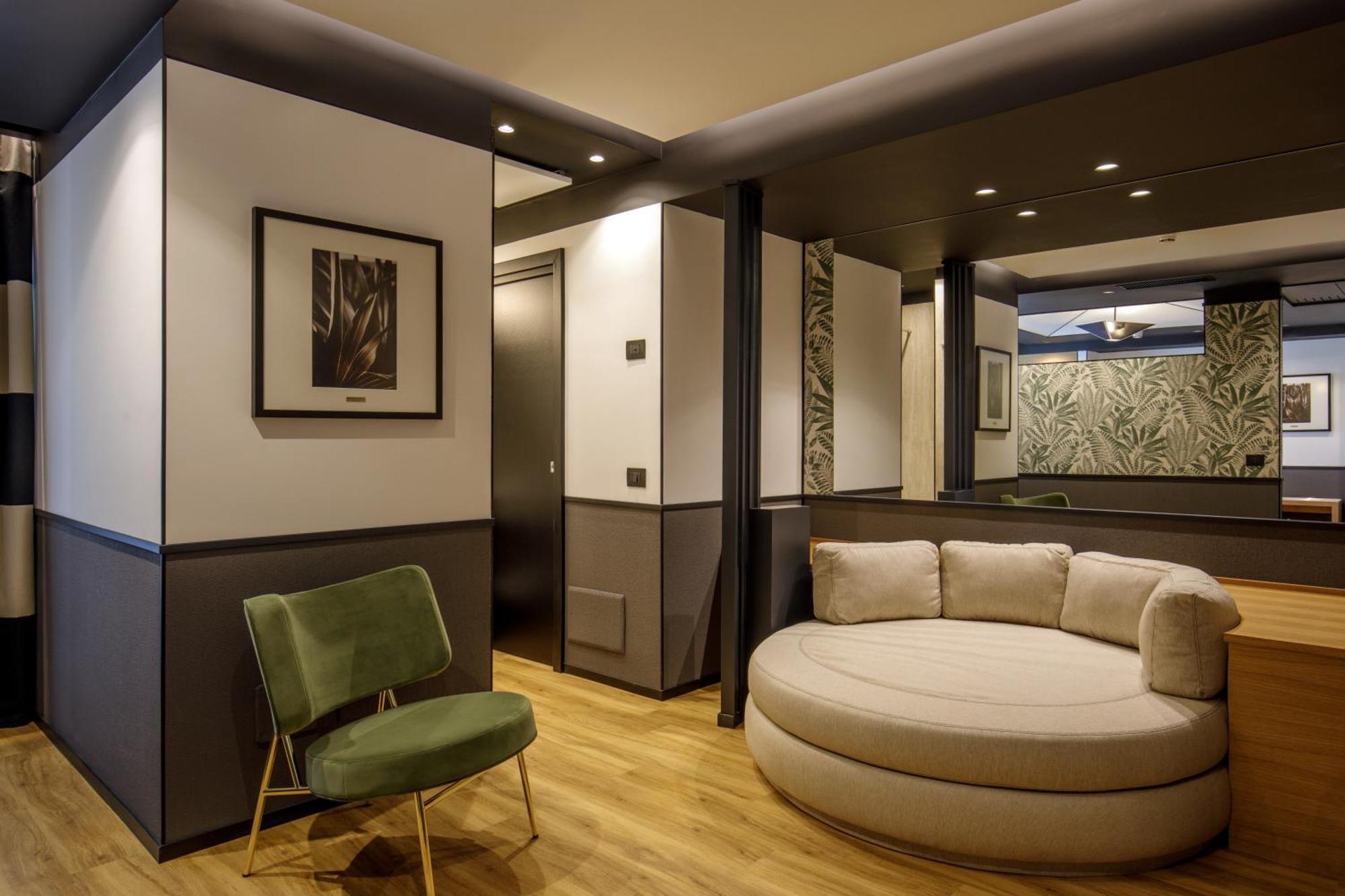 Domidea Hotel