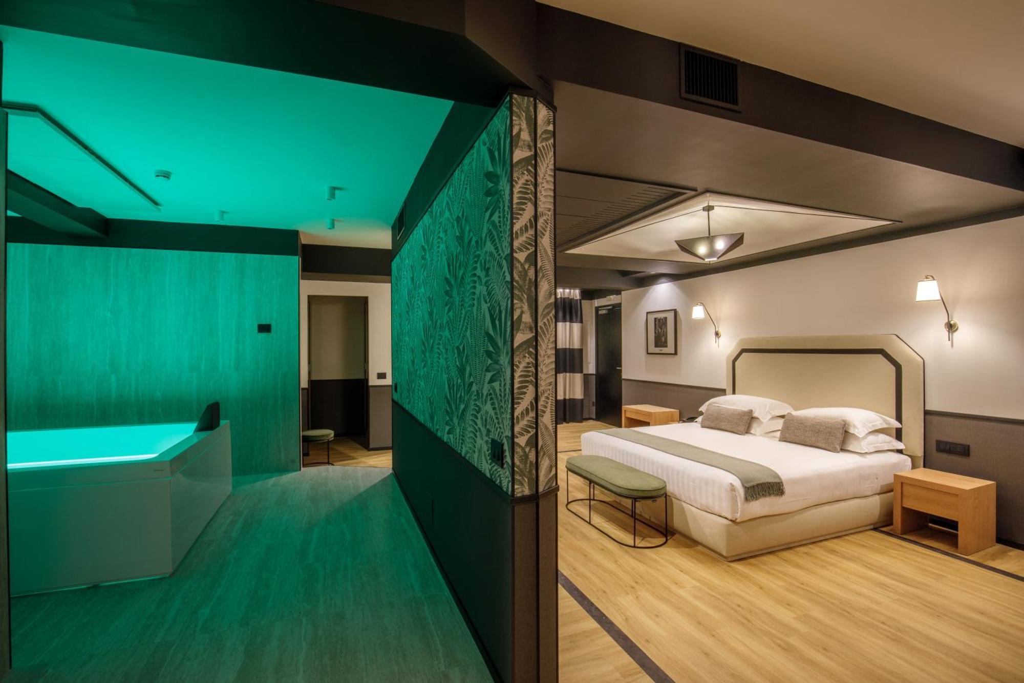 Domidea Hotel 4*