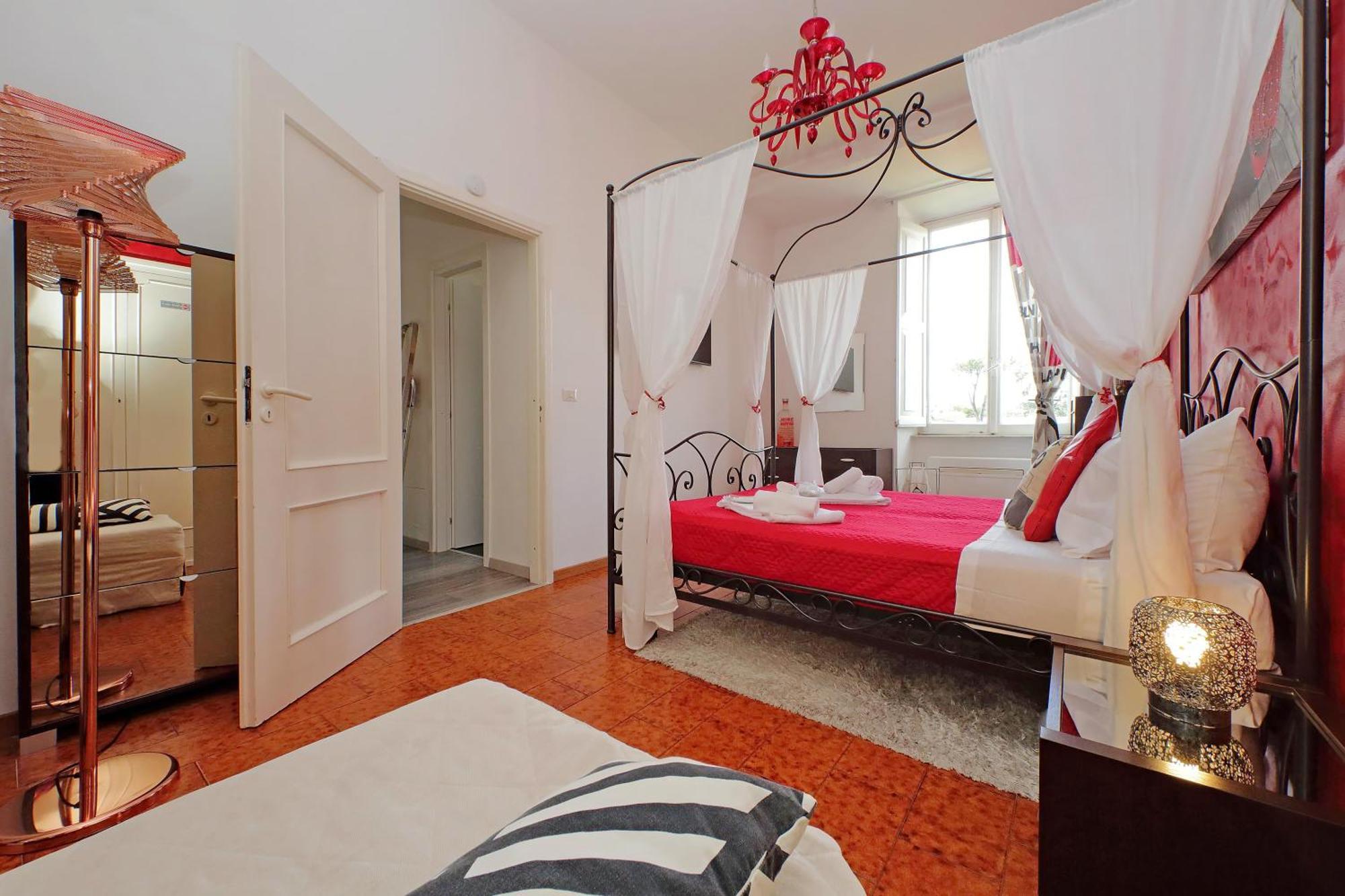 Luxury Domus Amadeus Apartamento *