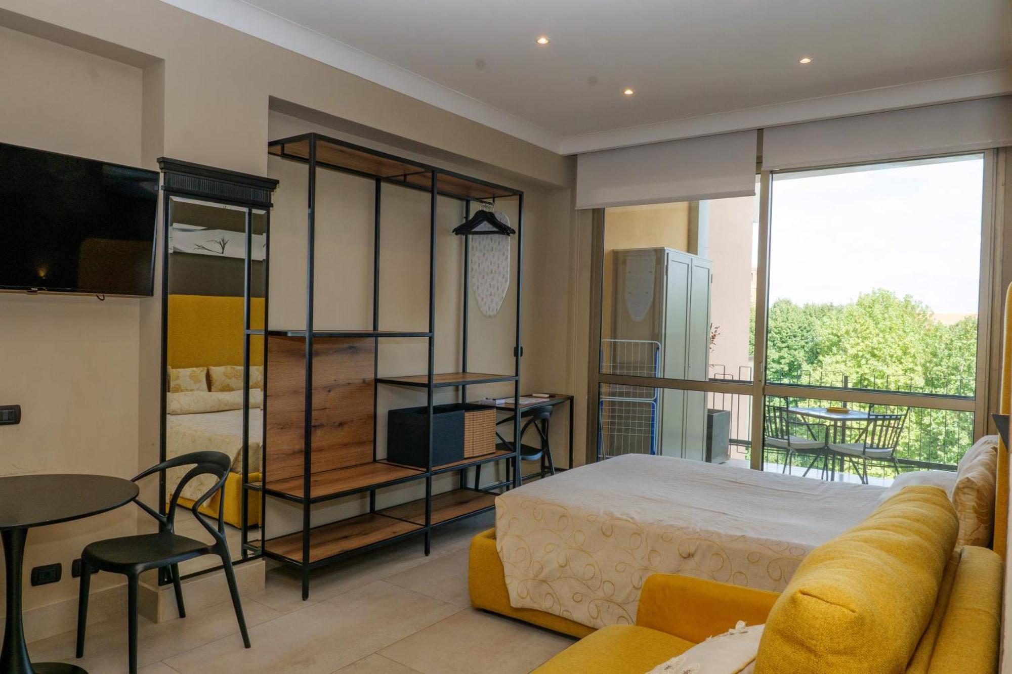 Domus Aurelia * Roma