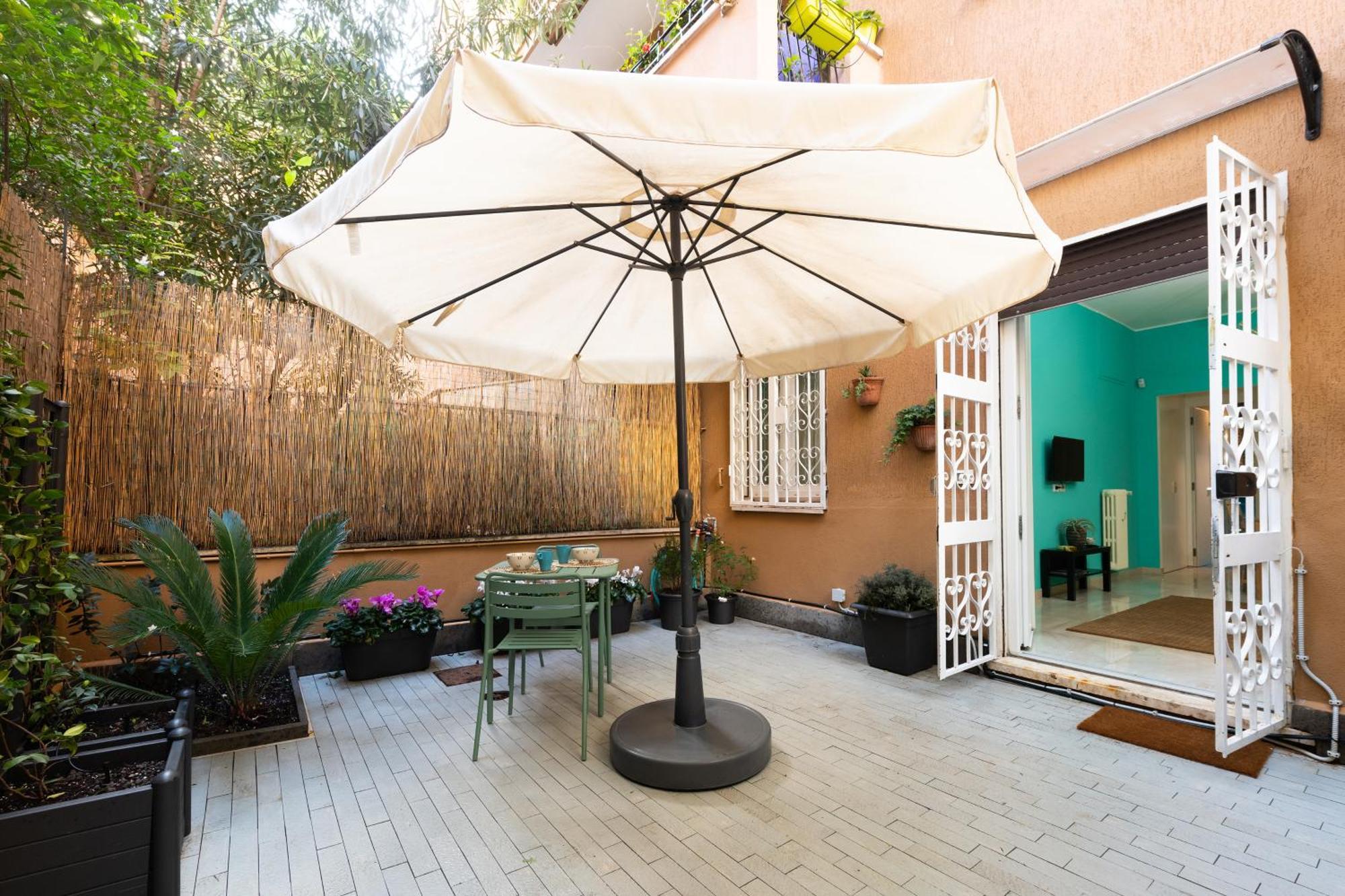Casa Vegezio Near Vatican Museum And Metro Cipro Private Garden Check-in From 3 Pm To 10 Pm Roma