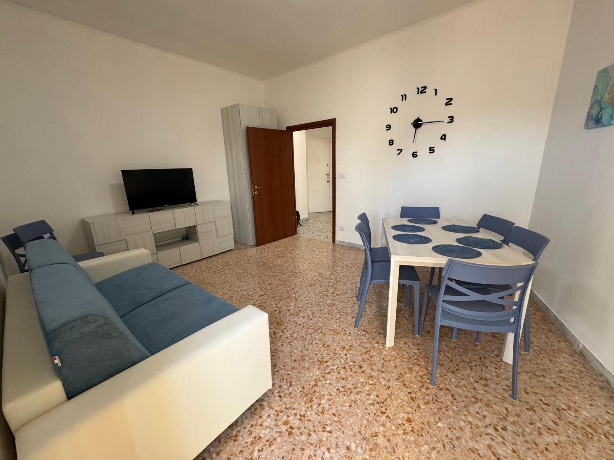 Barbara Sweet - Intero Apartamento *