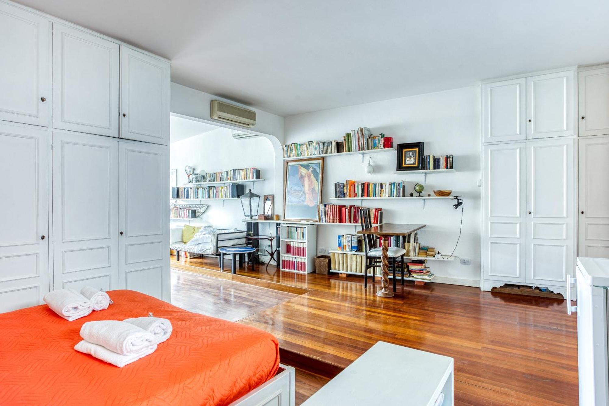 Main Loft Capocci - Rione Monti Roma
