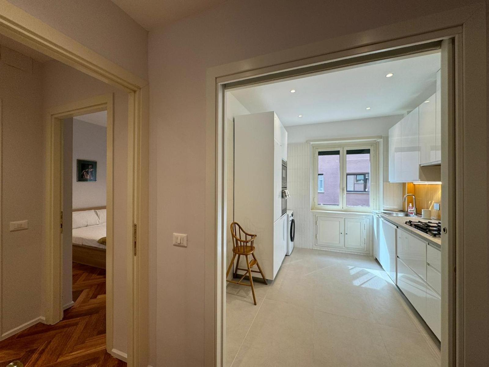 Refined Retreat In Renovated P R A T I Gem Appartamento *