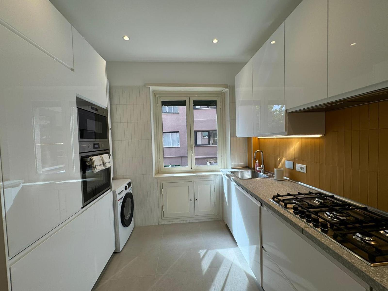 Refined Retreat In Renovated P R A T I Gem *