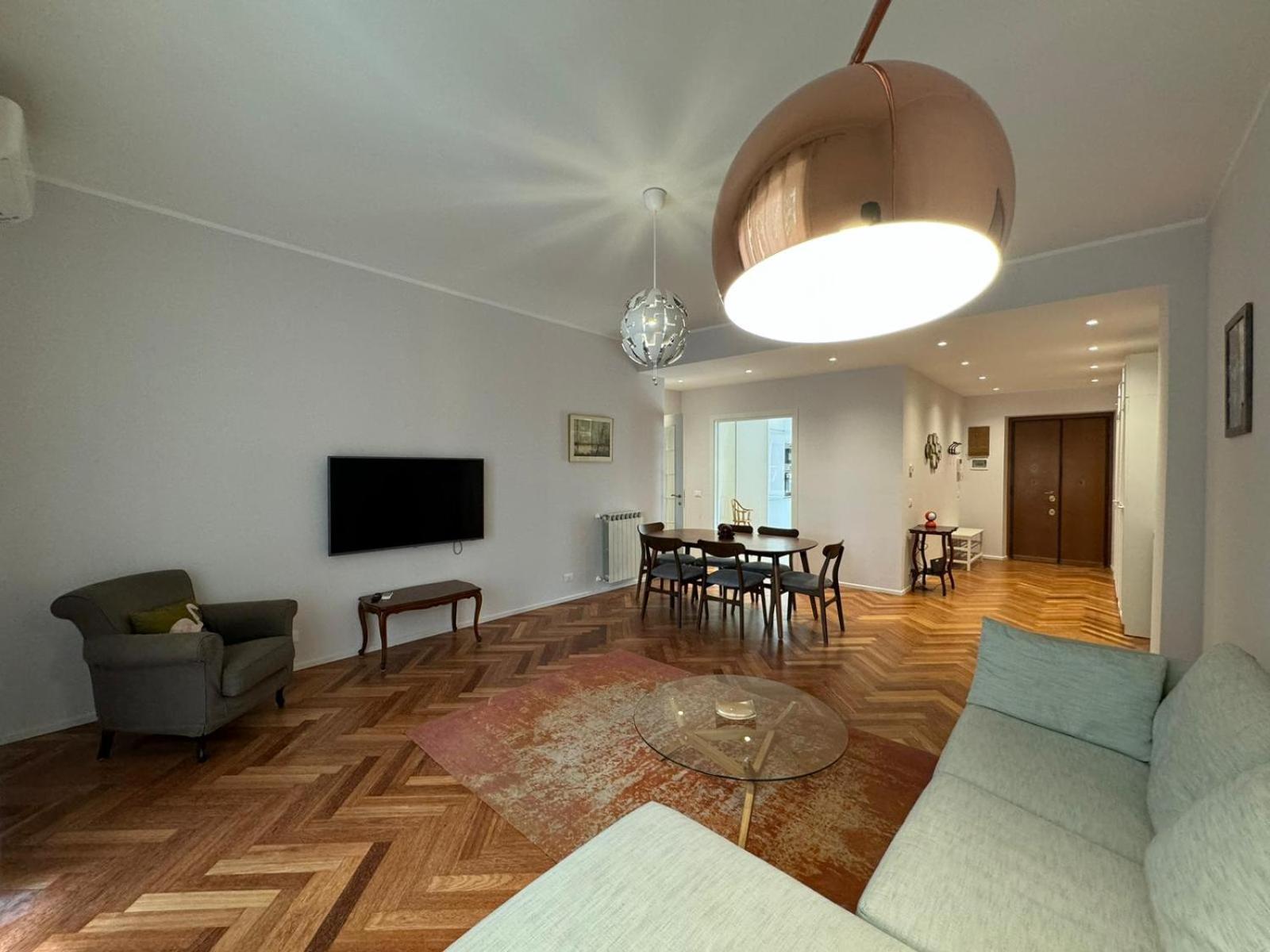 Appartamento Refined Retreat In Renovated P R A T I Gem *