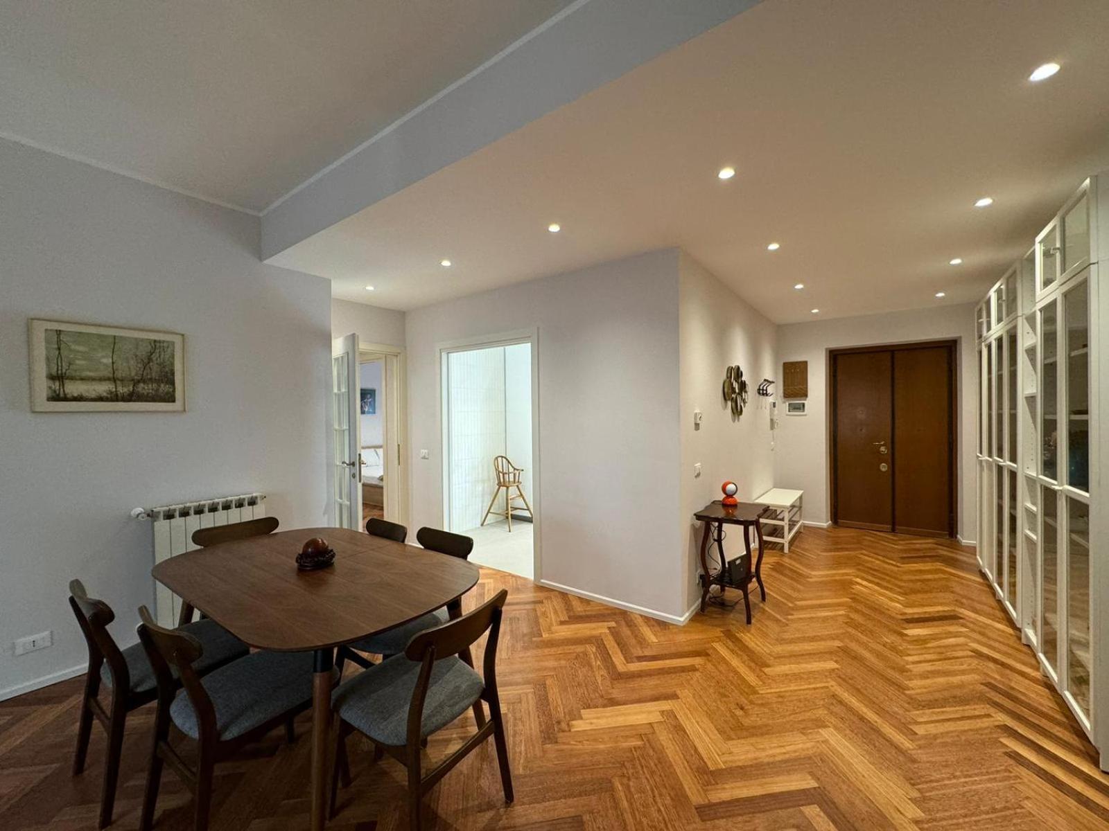 Refined Retreat In Renovated P R A T I Gem Appartamento Roma