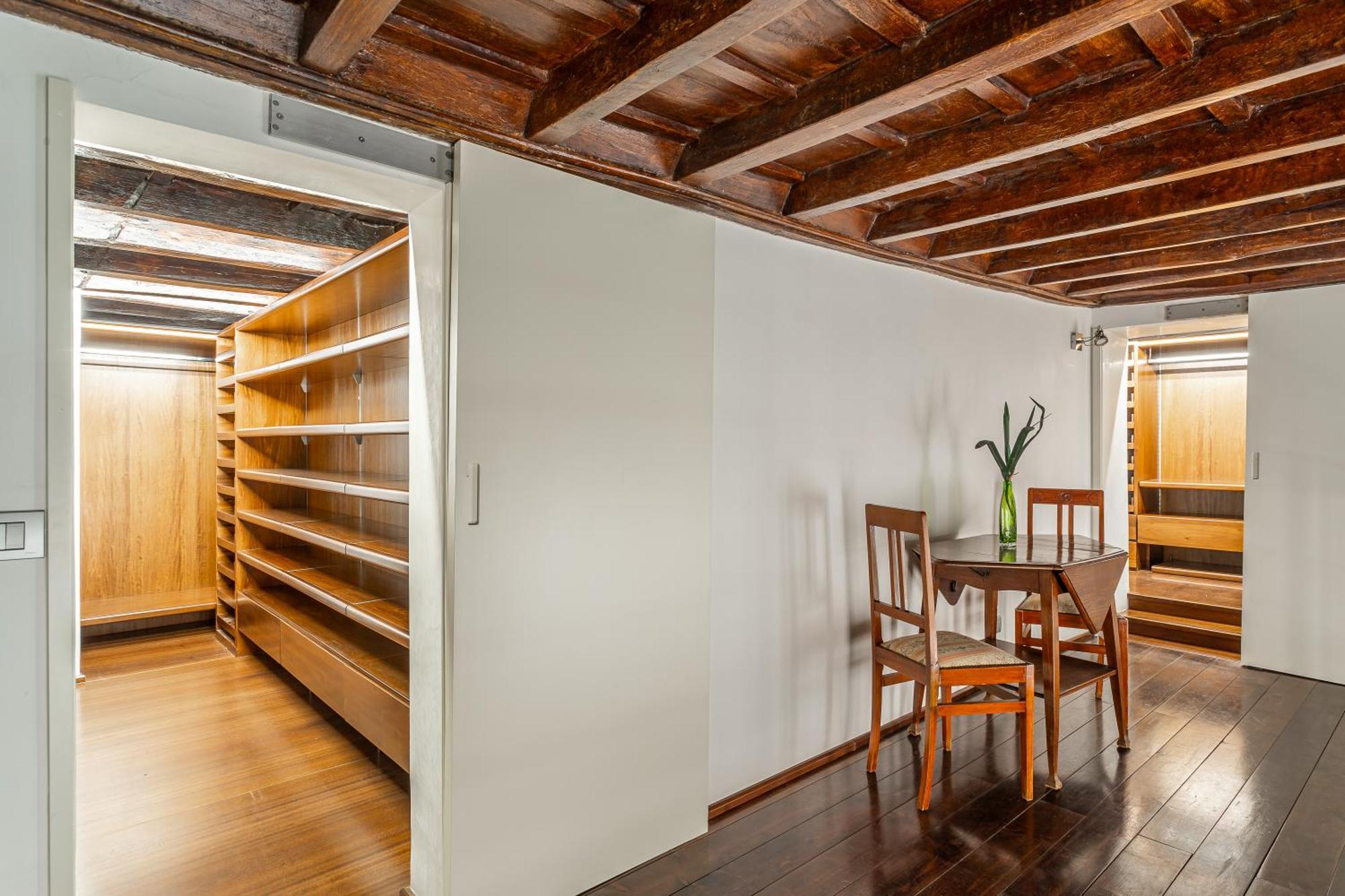 Apartment Iflat Pantheon Elegant 3-bedroom Rom