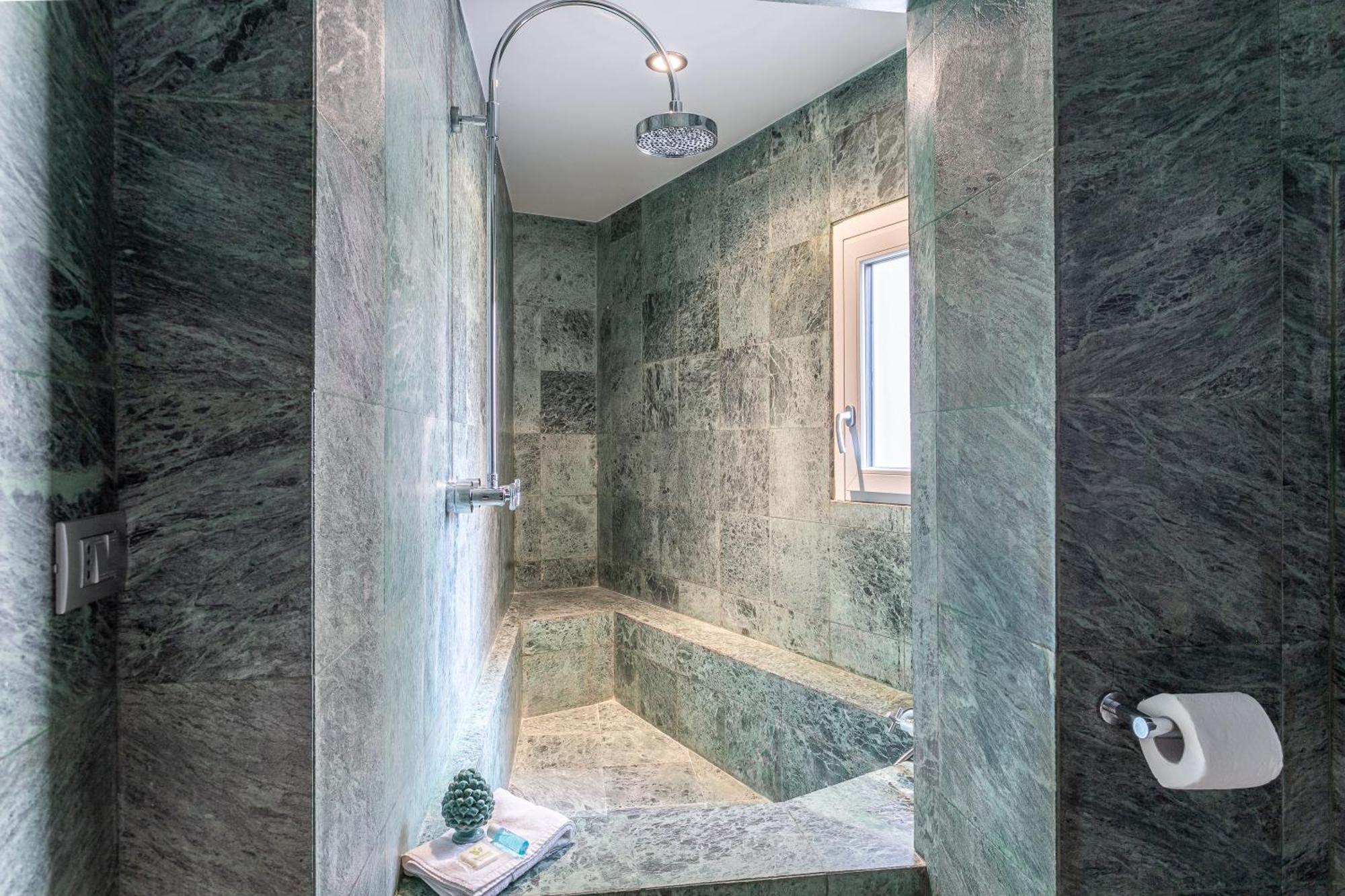 Iflat Pantheon Elegant 3-bedroom * Roma
