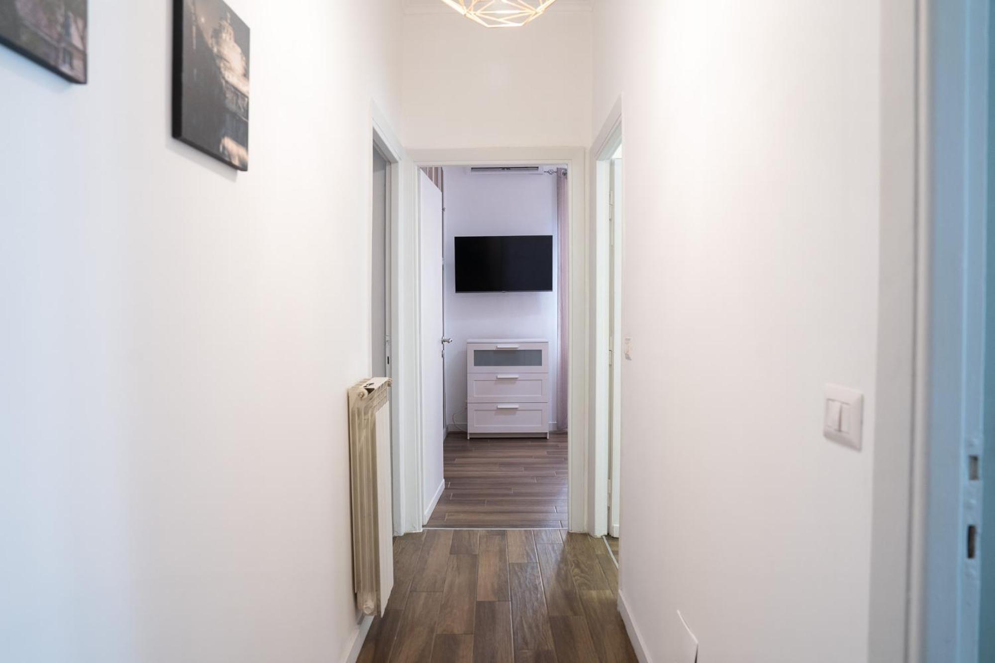 Apartamento Maison Battistini - A Few Stops From The Centre