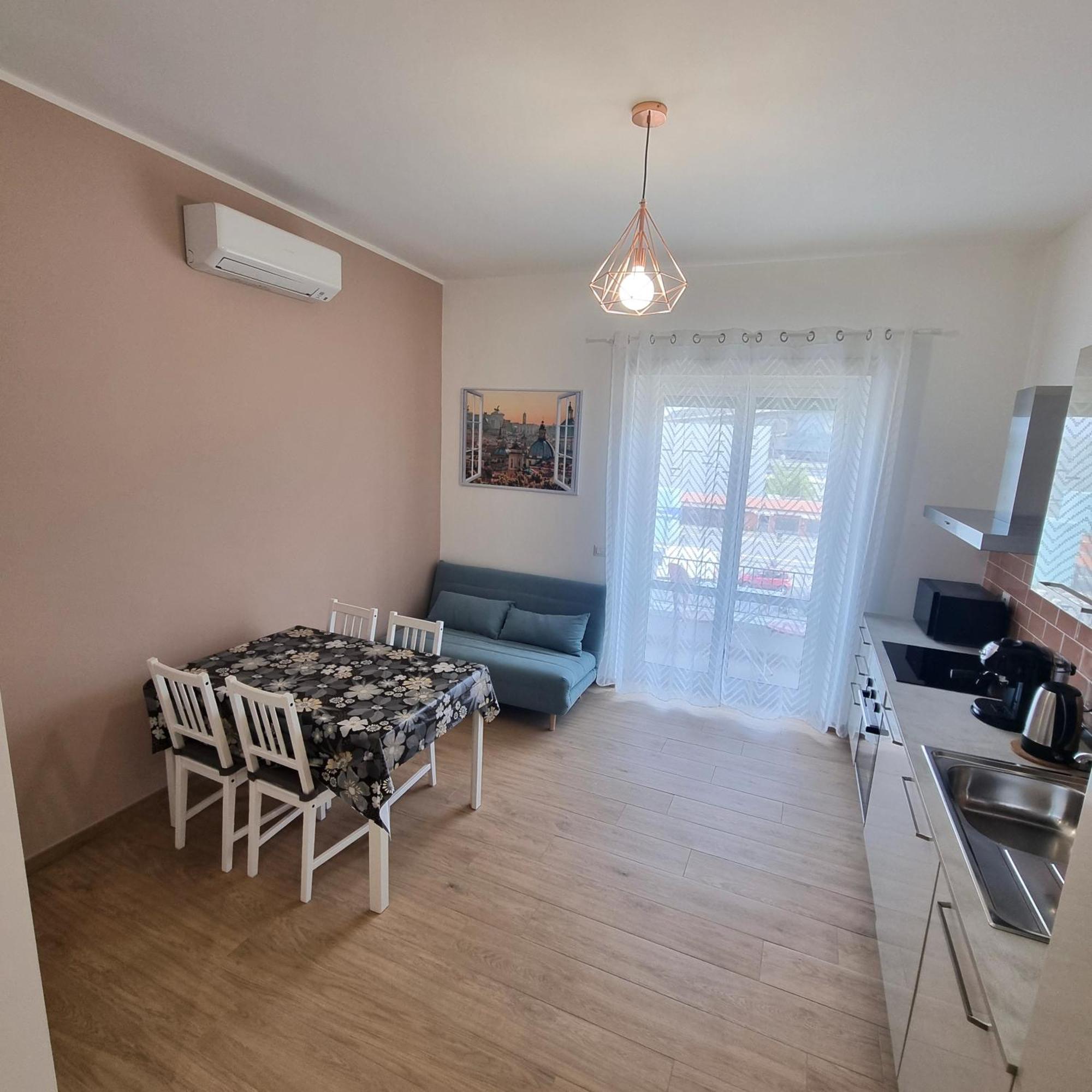 Station Tiburtina Apartamento *