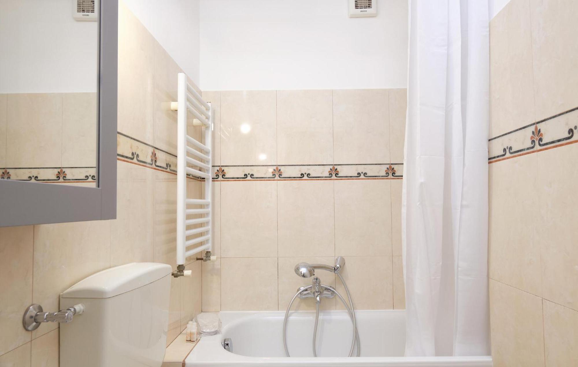 Apartamento Stunning In With Wifi