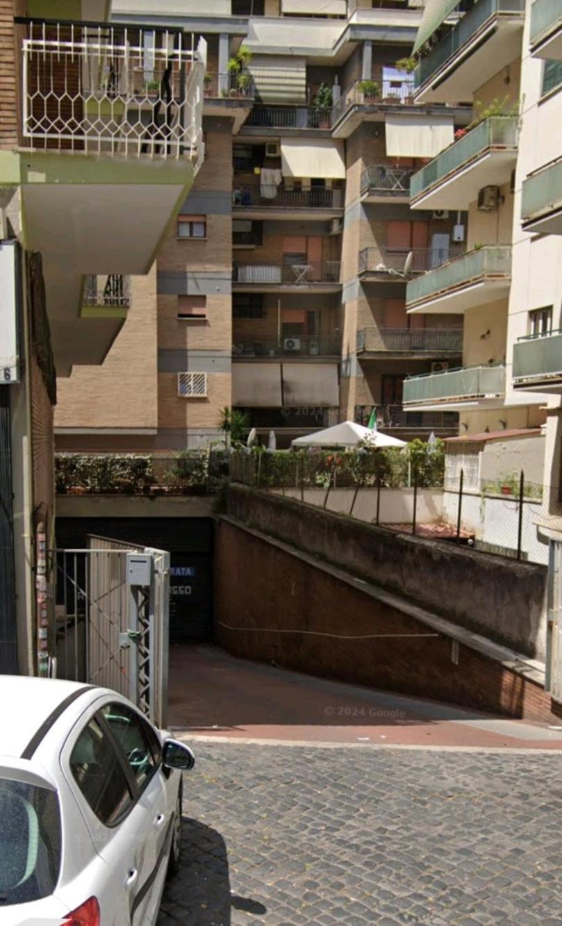 Apartment A Bridge To The Coliseum