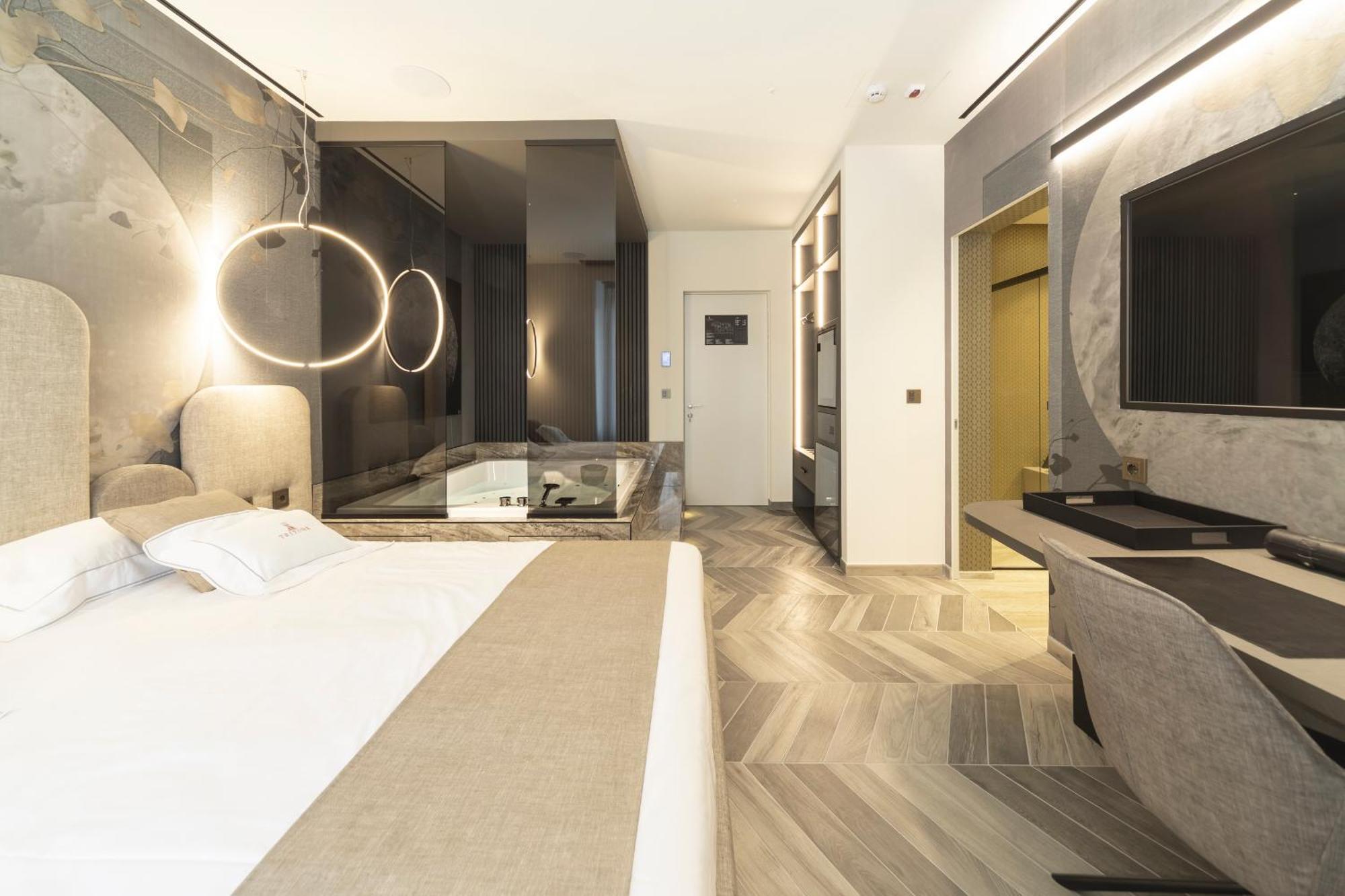 Tritone Luxury Piazza Del Popolo Bed and breakfast