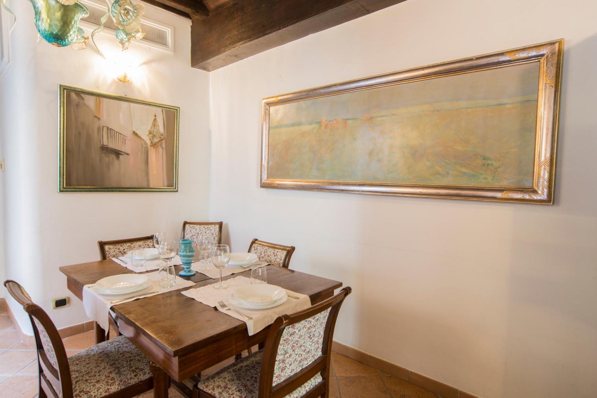Quarto em Acomodações Particulares Trevi Romantic