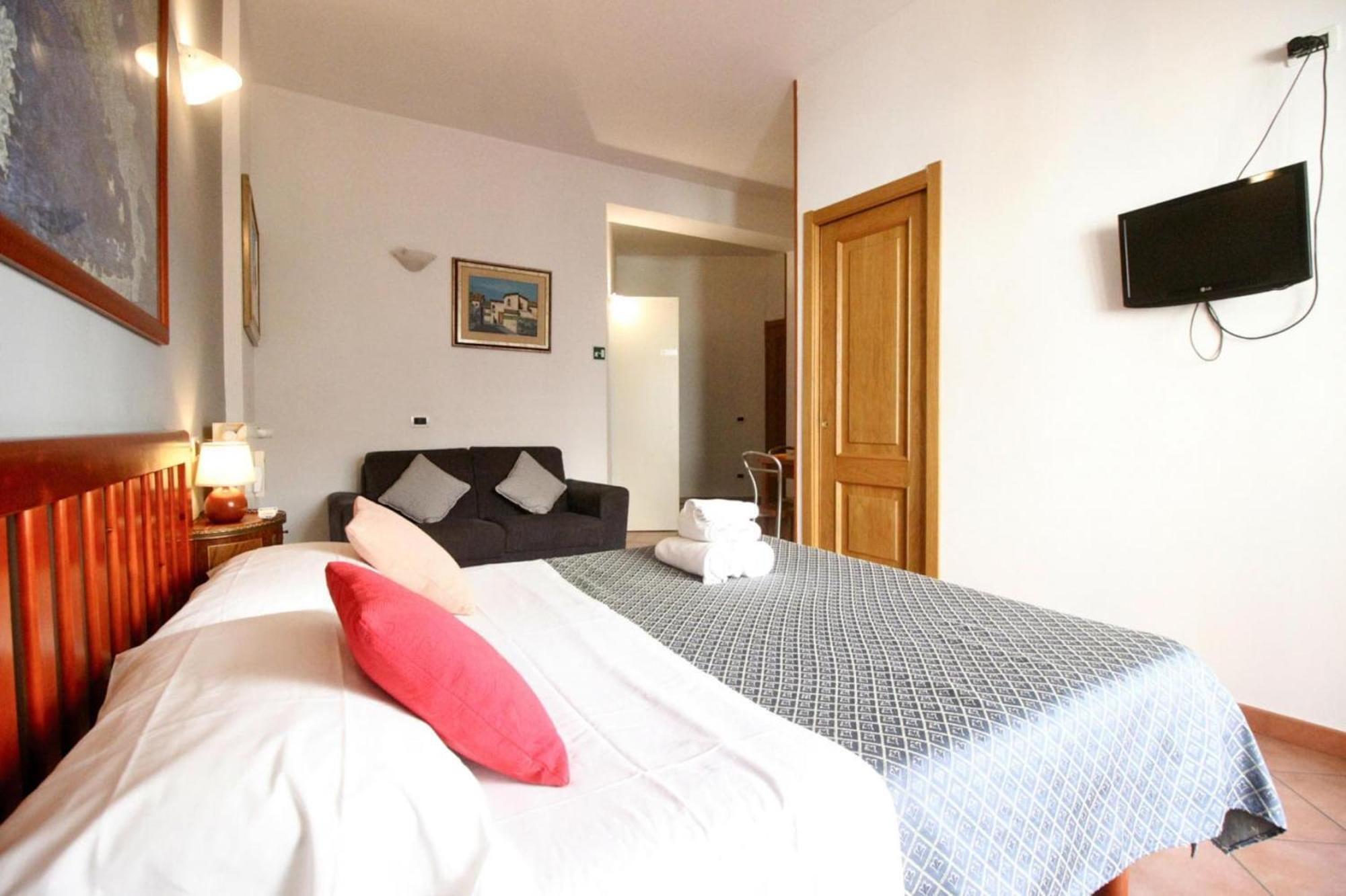 Holiday Flat In Central Location In *