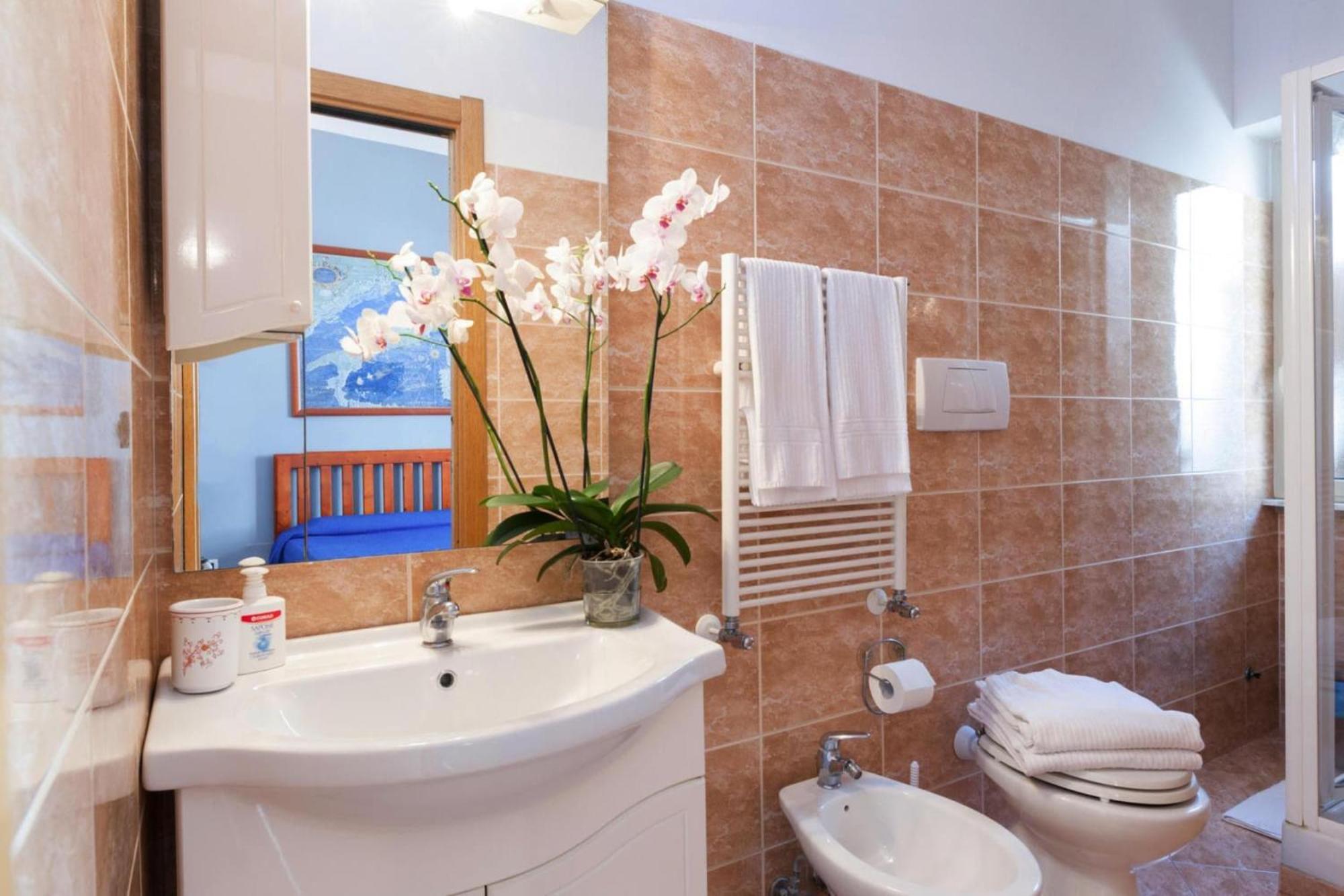 Holiday Flat In Central Location In Apartamento
