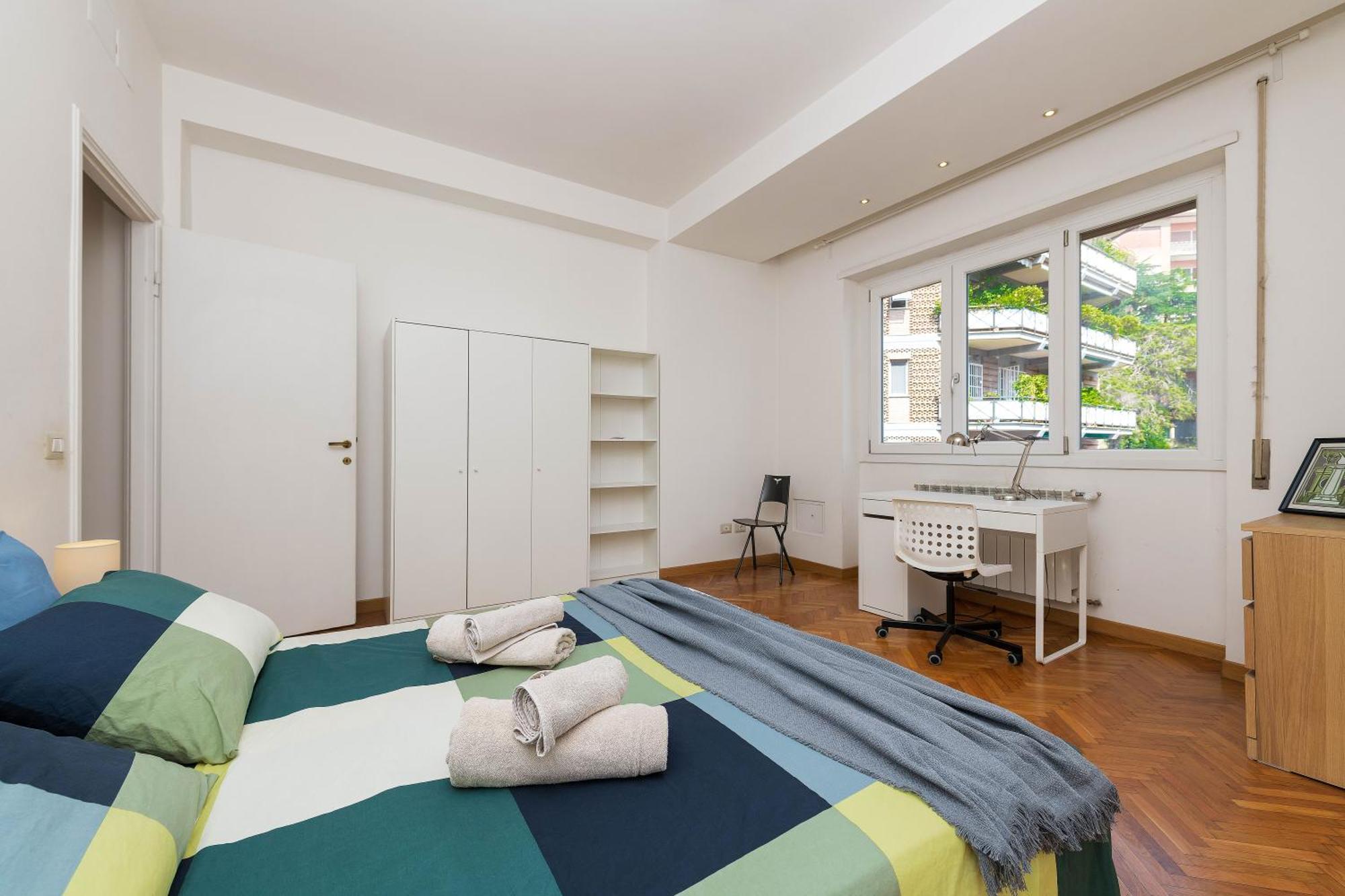 Spazioso Vicino Eur Apartamento *