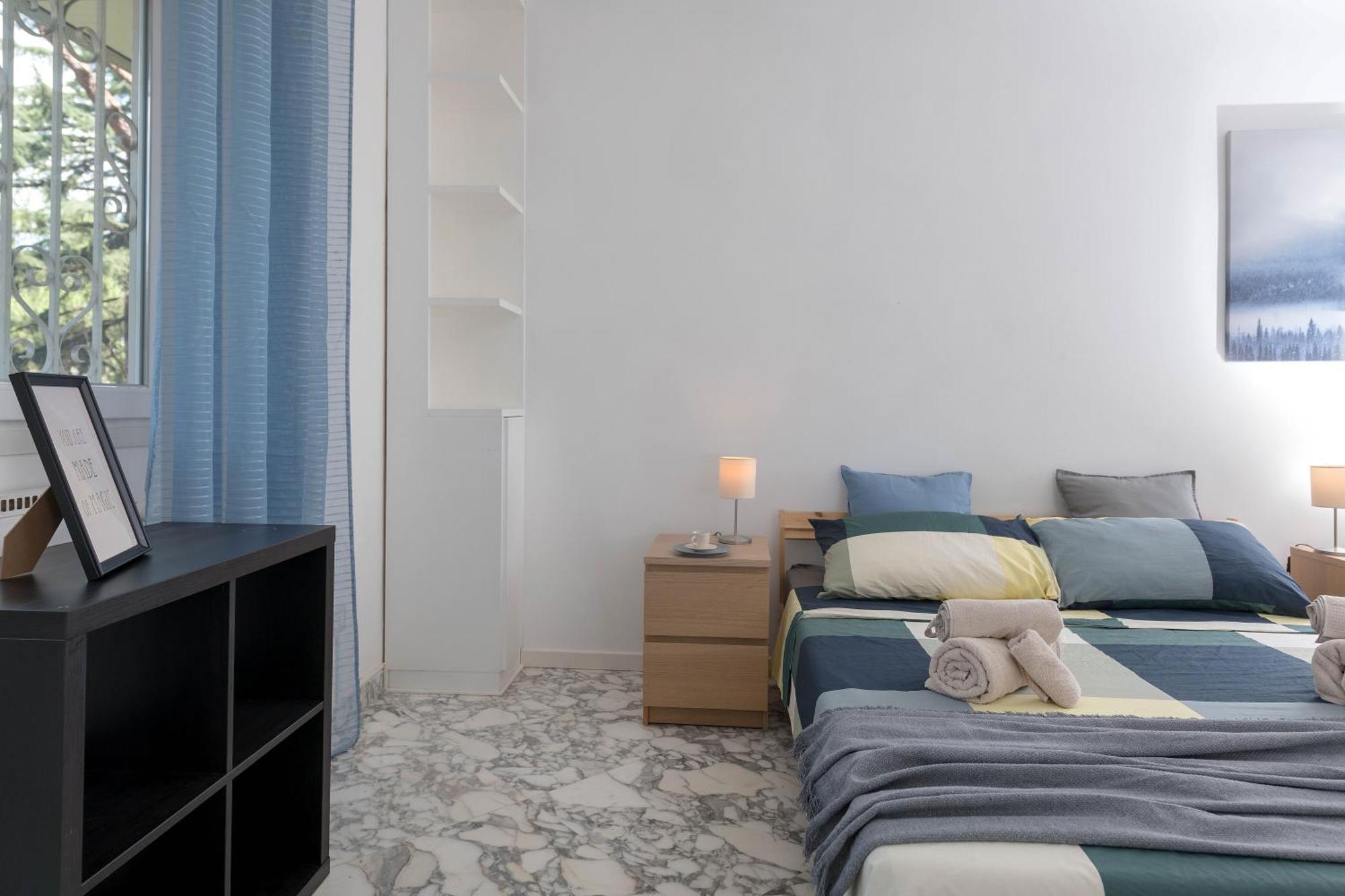Spazioso Vicino Eur Apartamento *