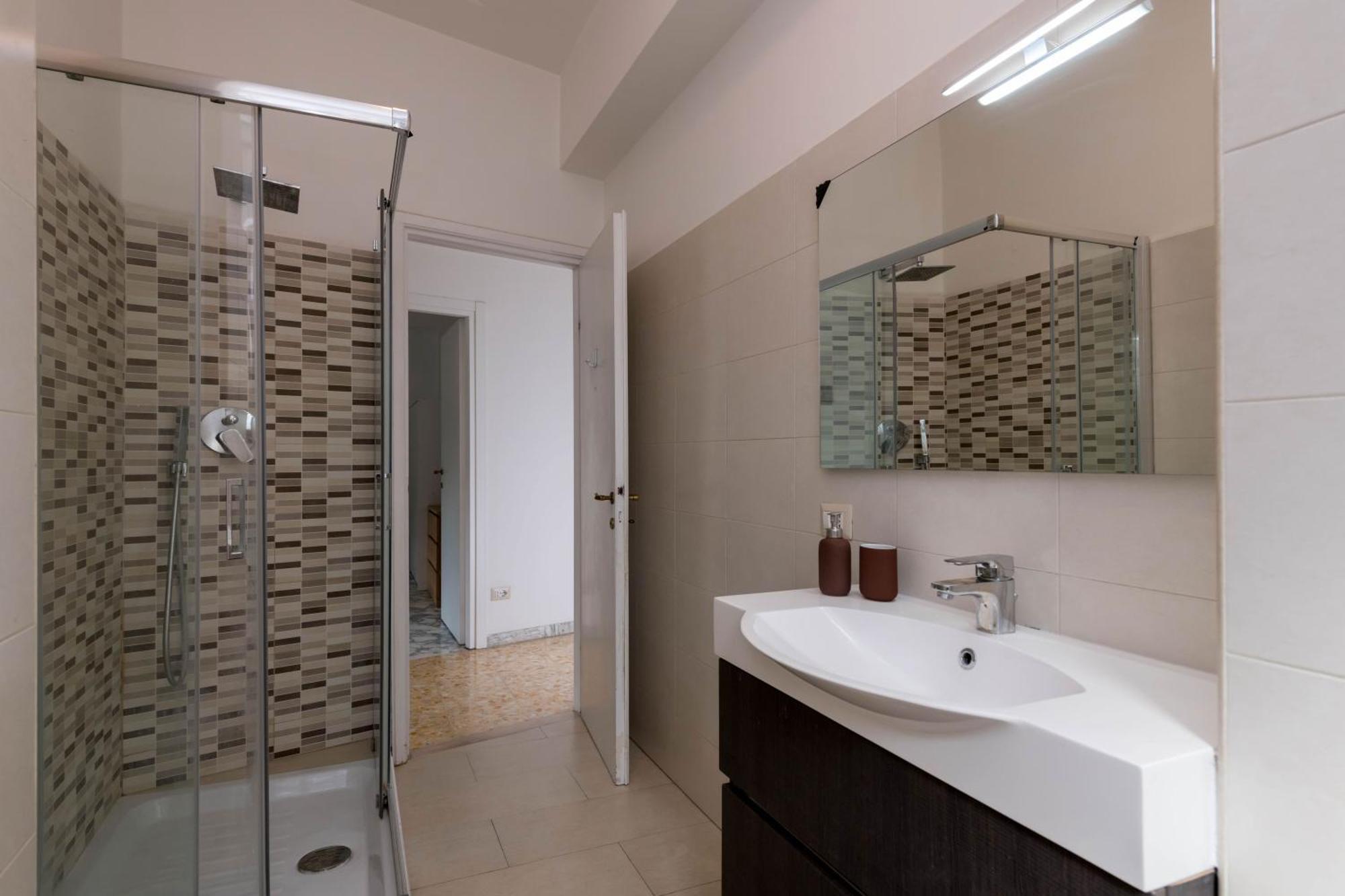 Spazioso Vicino Eur Roma