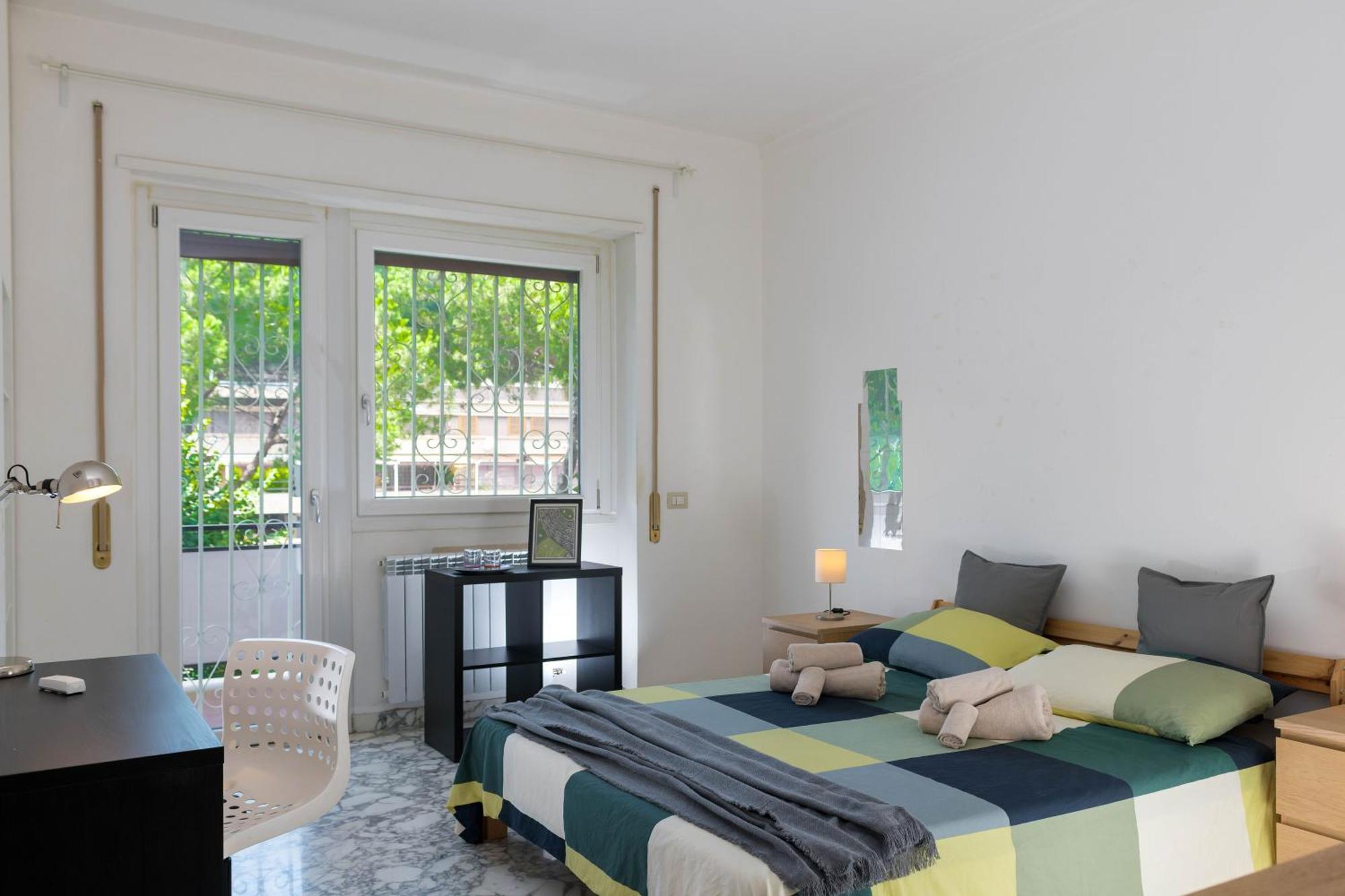 Spazioso Vicino Eur Apartamento *