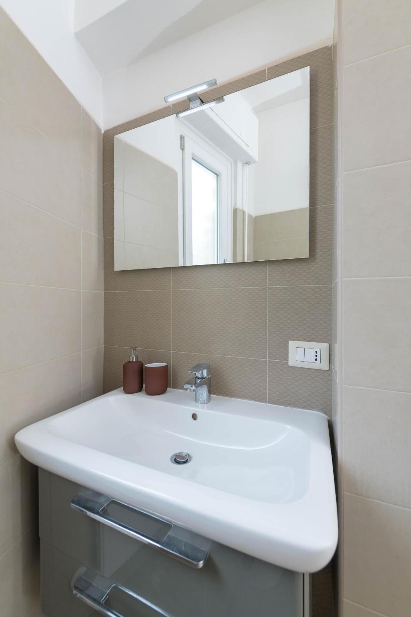 Apartamento Spazioso Vicino Eur