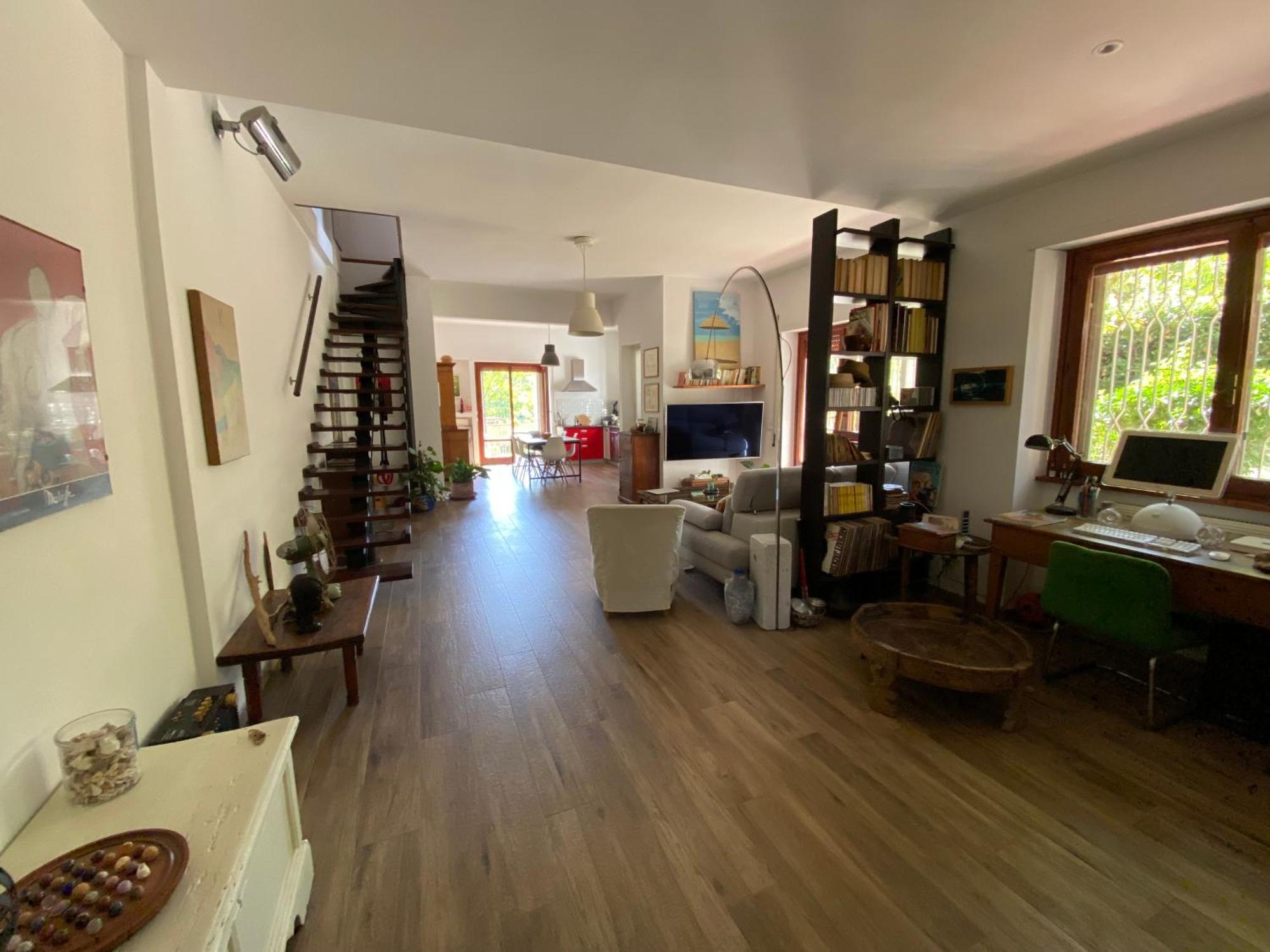 Francigena House *