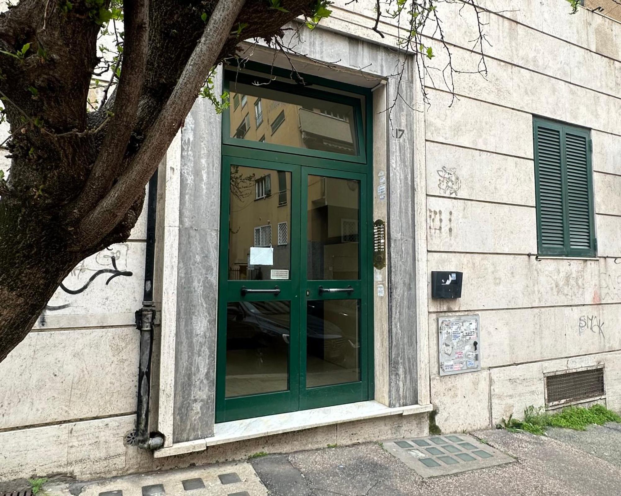 Apartment La Casa Di Bubi - 3 Minuti A Piedi Metro Libia Rom