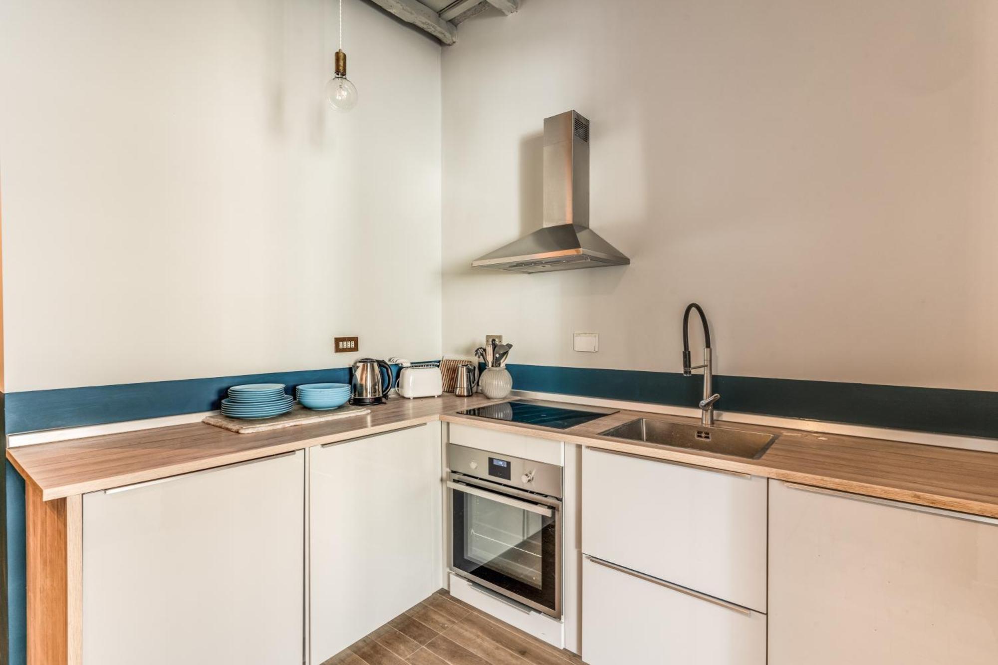 Leilighet Stylish Flat Near Colosseum *
