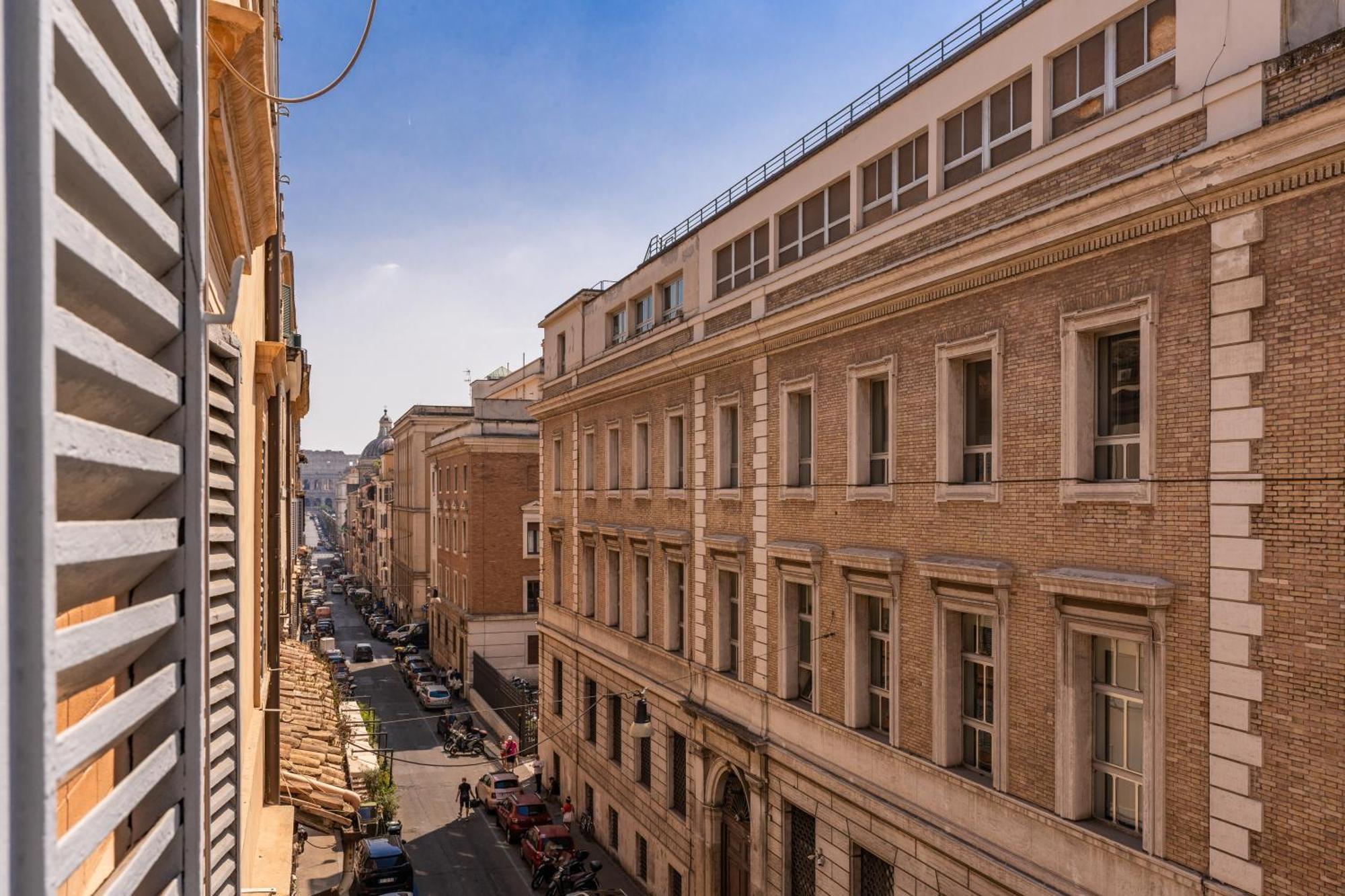 Leilighet Stylish Flat Near Colosseum *