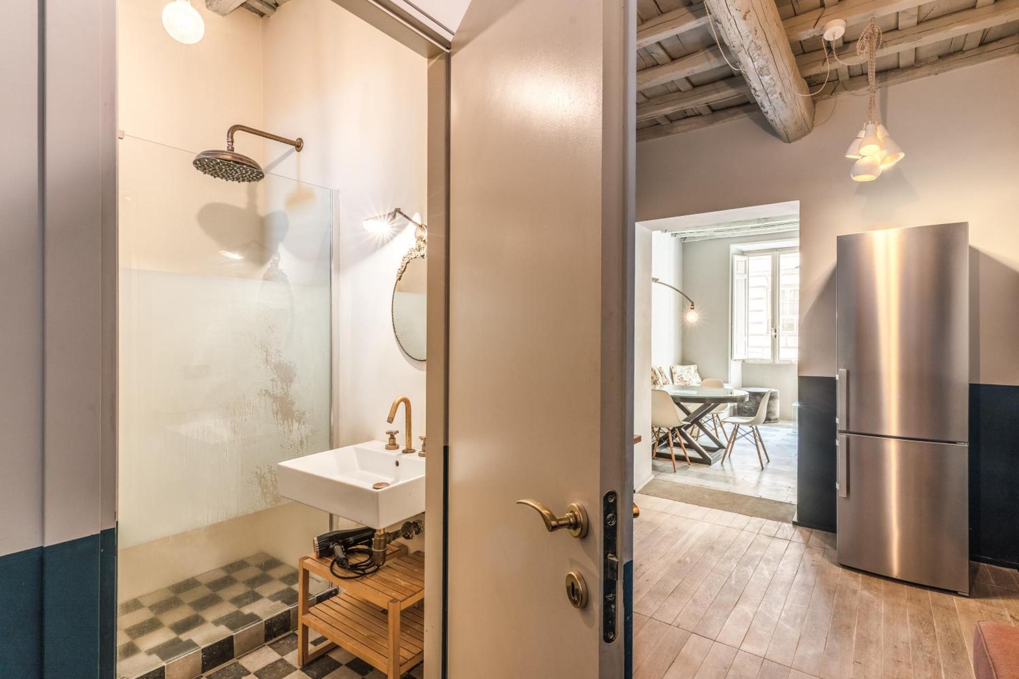 Stylish Flat Near Colosseum Leilighet