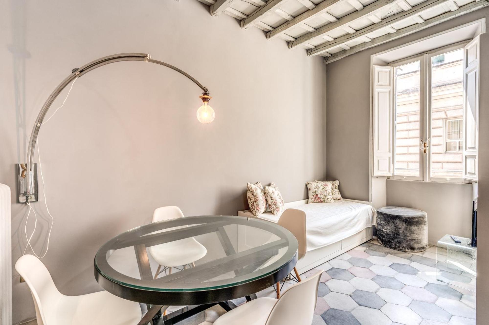 Stylish Flat Near Colosseum * Roma