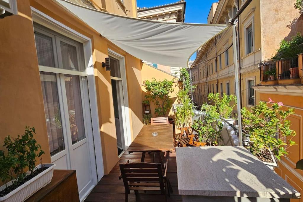 Cozy Modern With Terrace - Pantheon