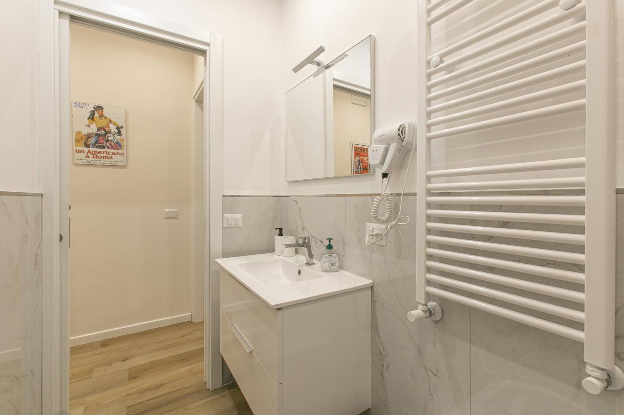 Apartamento Moderno Vicino La Metropolitana A Cornelia *