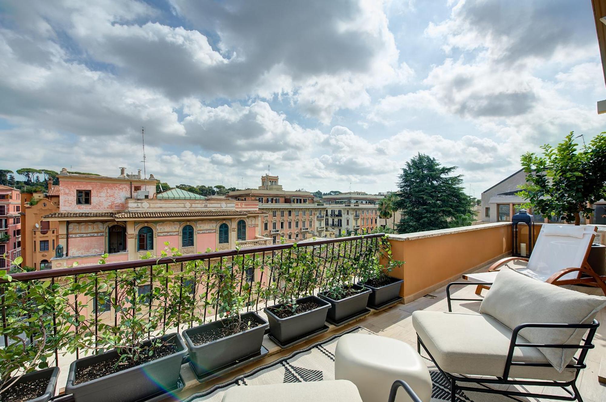 Tevere Rooftop Apartment *